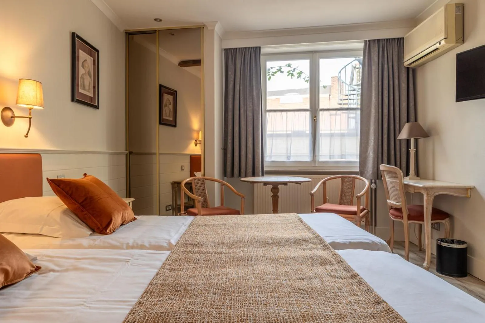 Bedroom, Bed in Hotel Ter Duinen