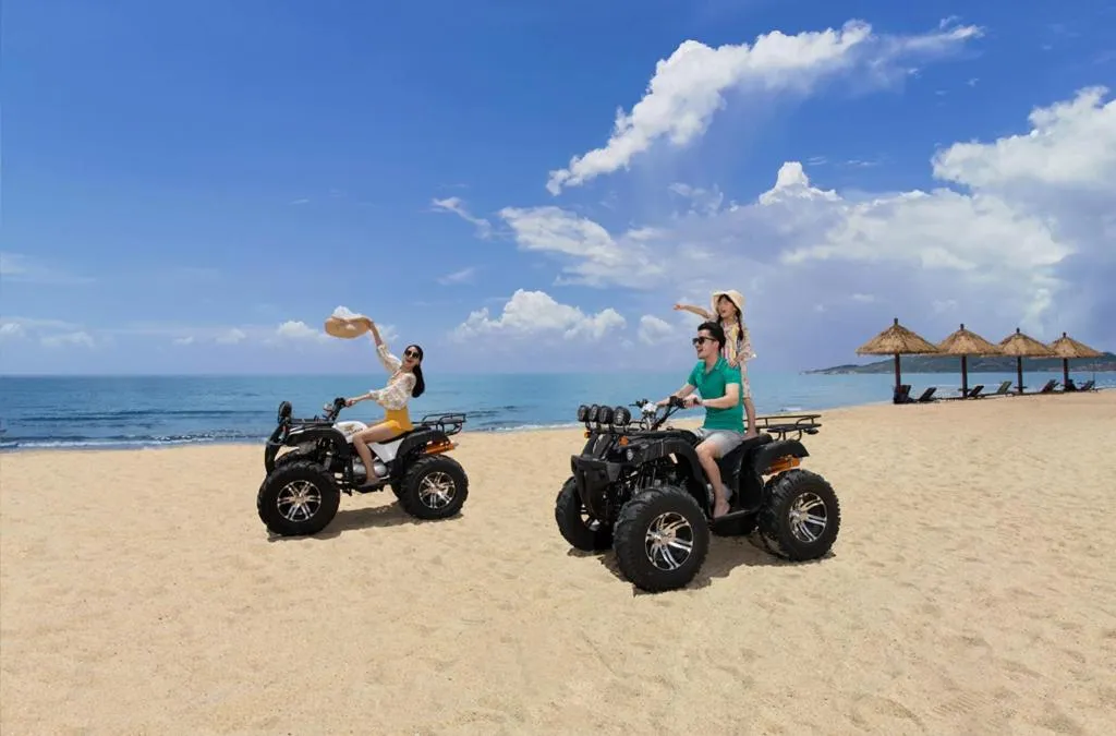 Beach in Howard Johnson Sandalwoods Resort Huizhou