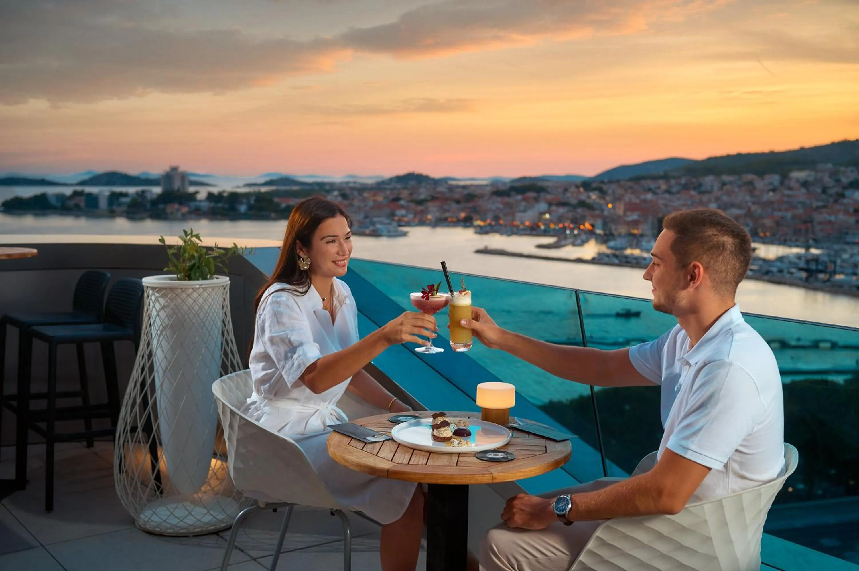 Lounge or bar in Hotel Olympia Sky