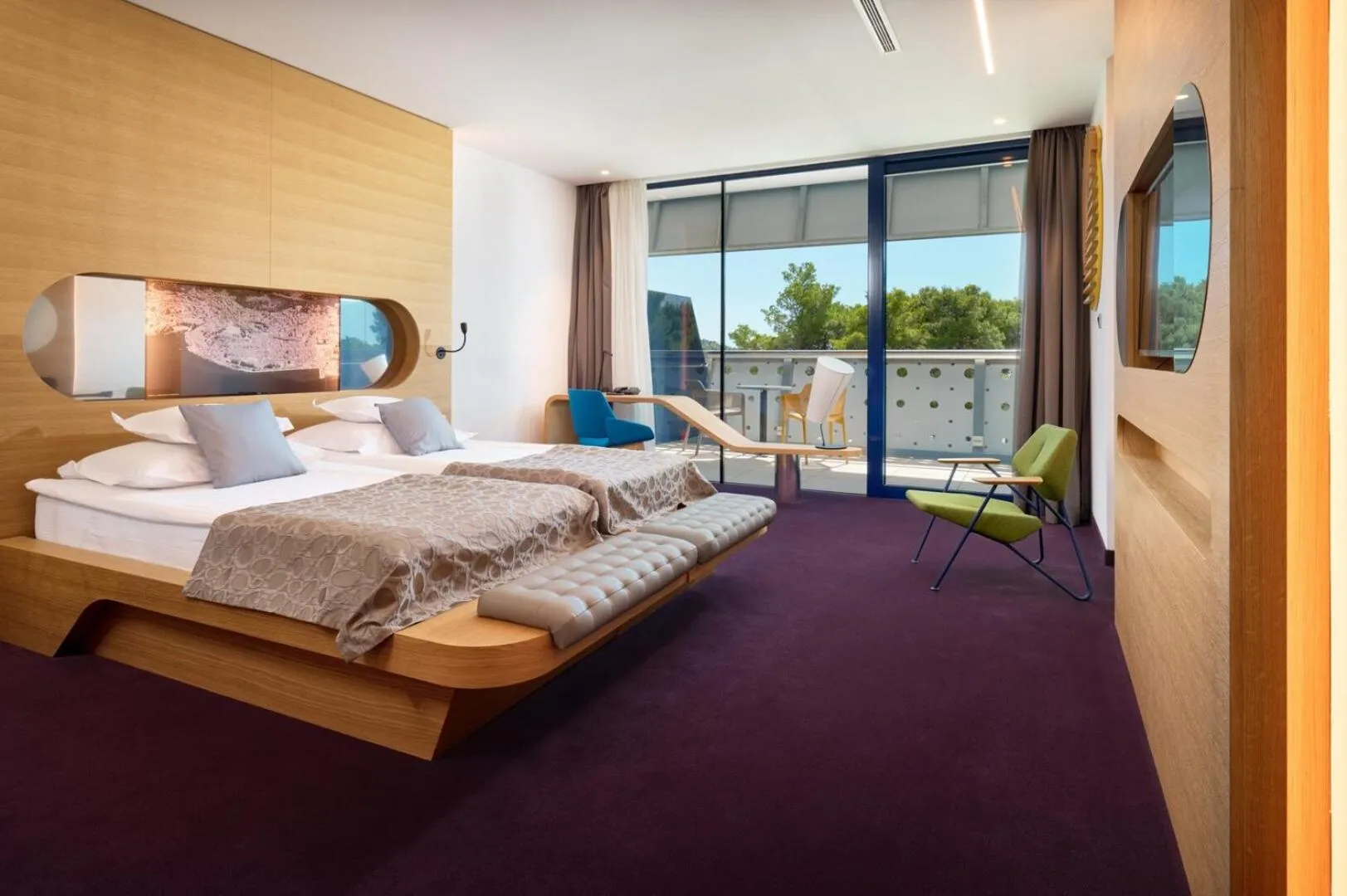 Bed in Hotel Olympia Sky