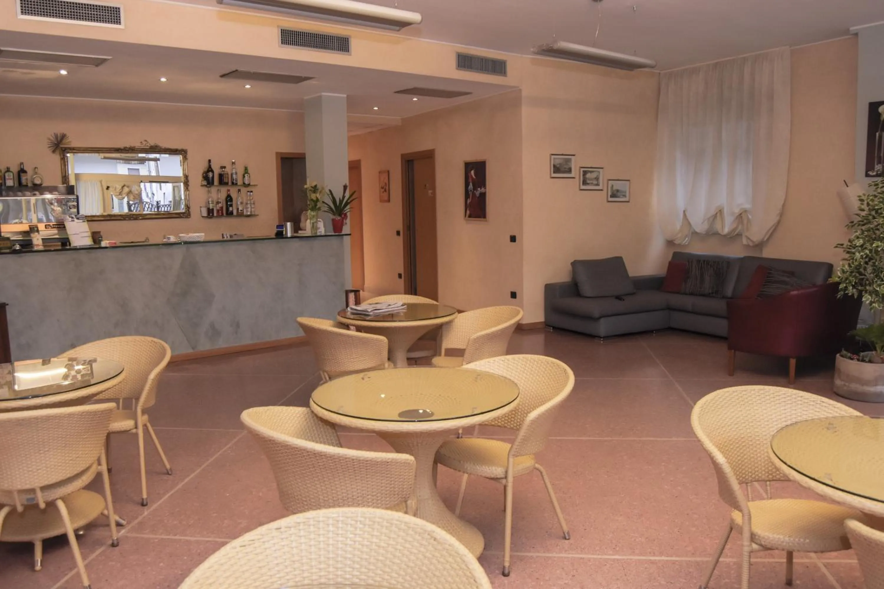 Lounge or bar in Albergo Munsci'