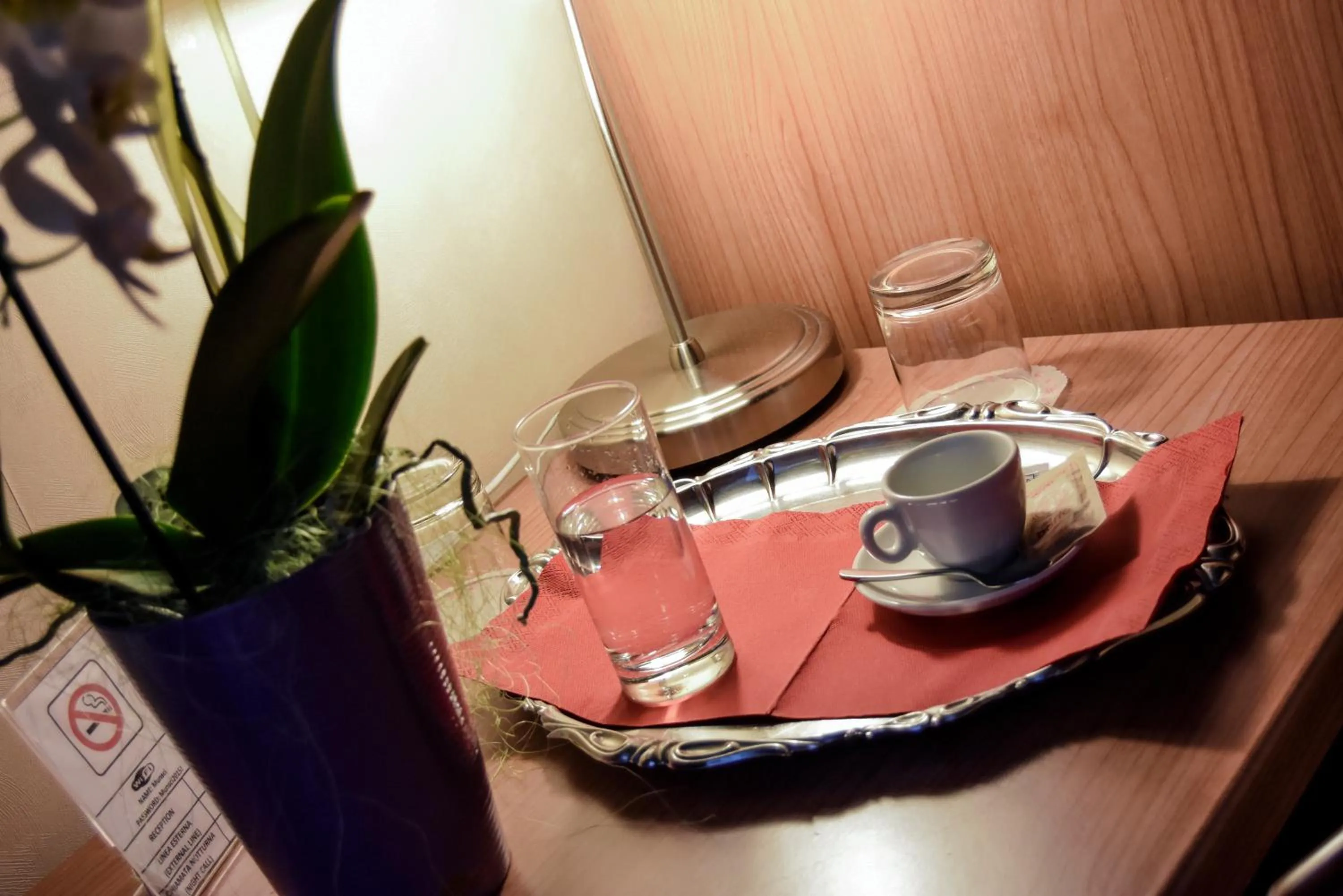 Decorative detail in Albergo Munsci'