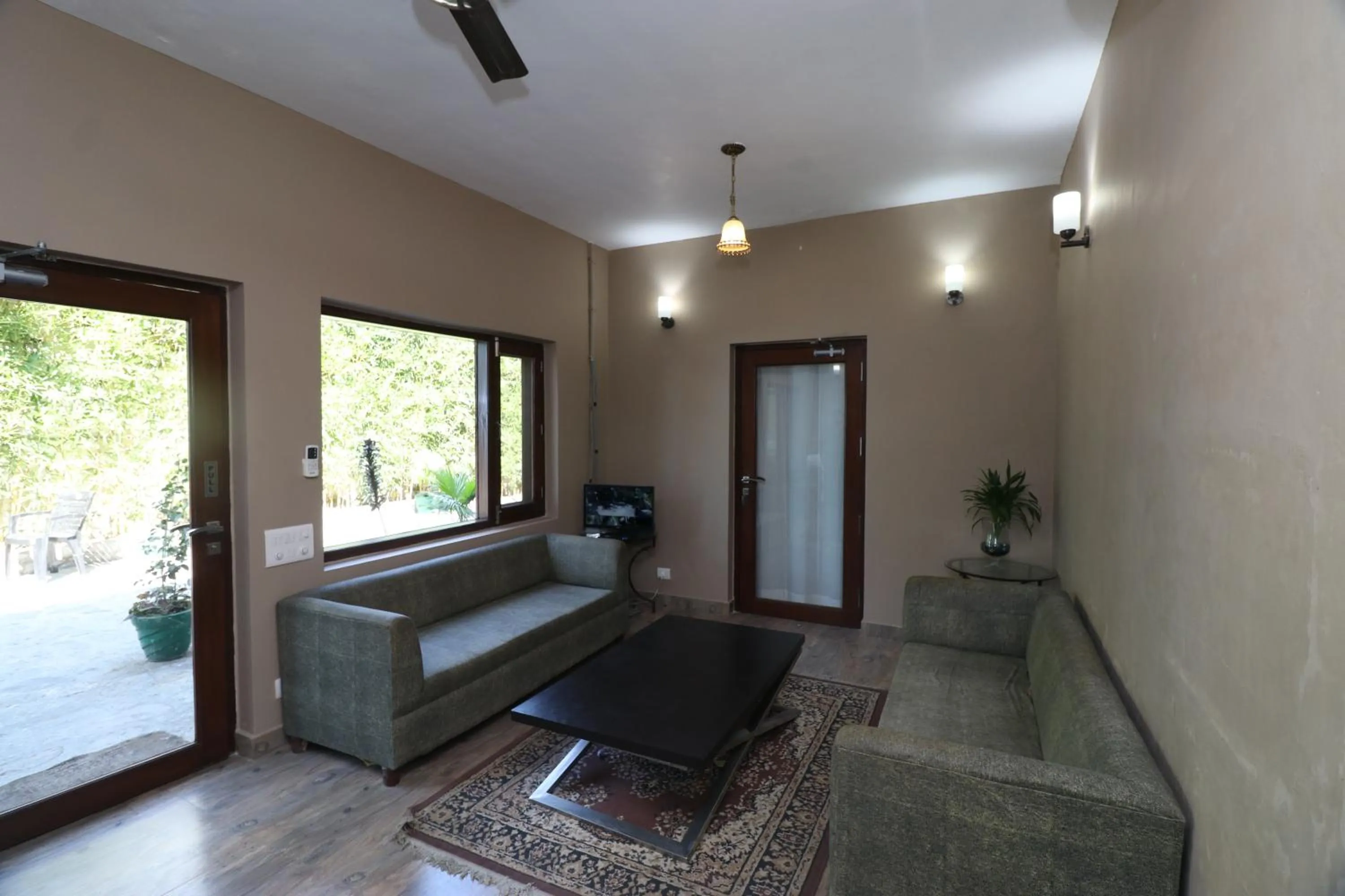 Lobby or reception in Corbett Comfort Lodge