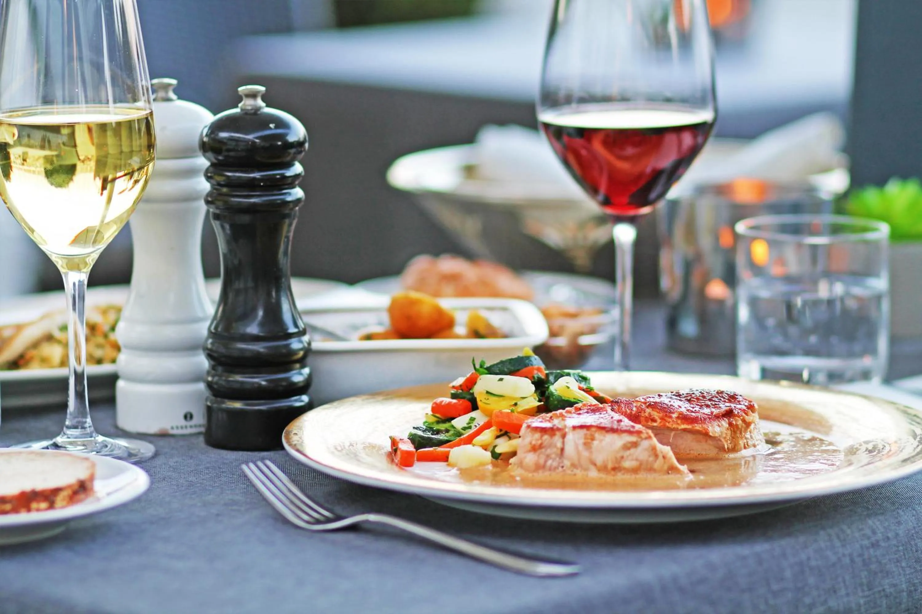 Restaurant/places to eat in Hotel Schiff am See