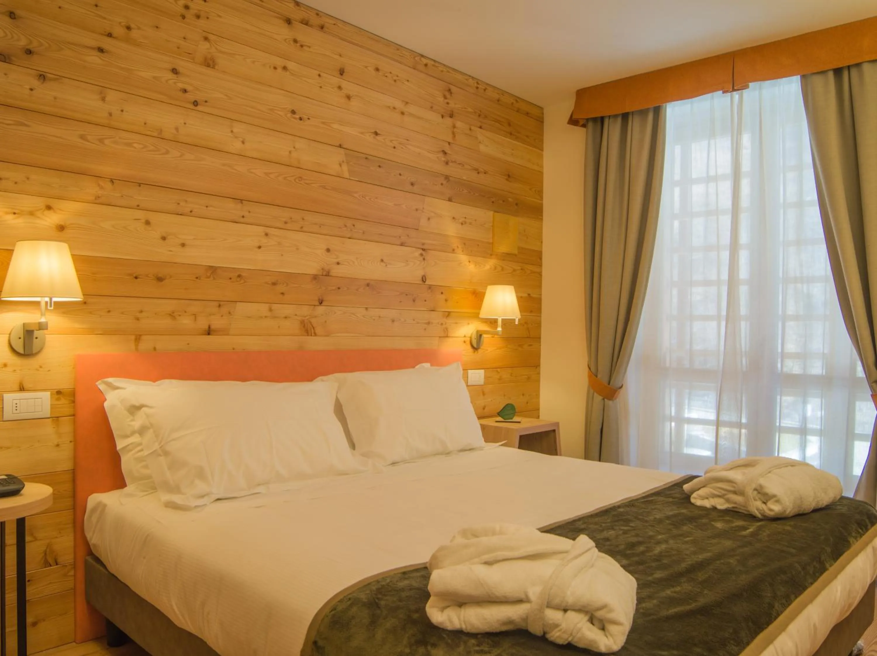 Bed in Alagna Mountain Resort & SPA