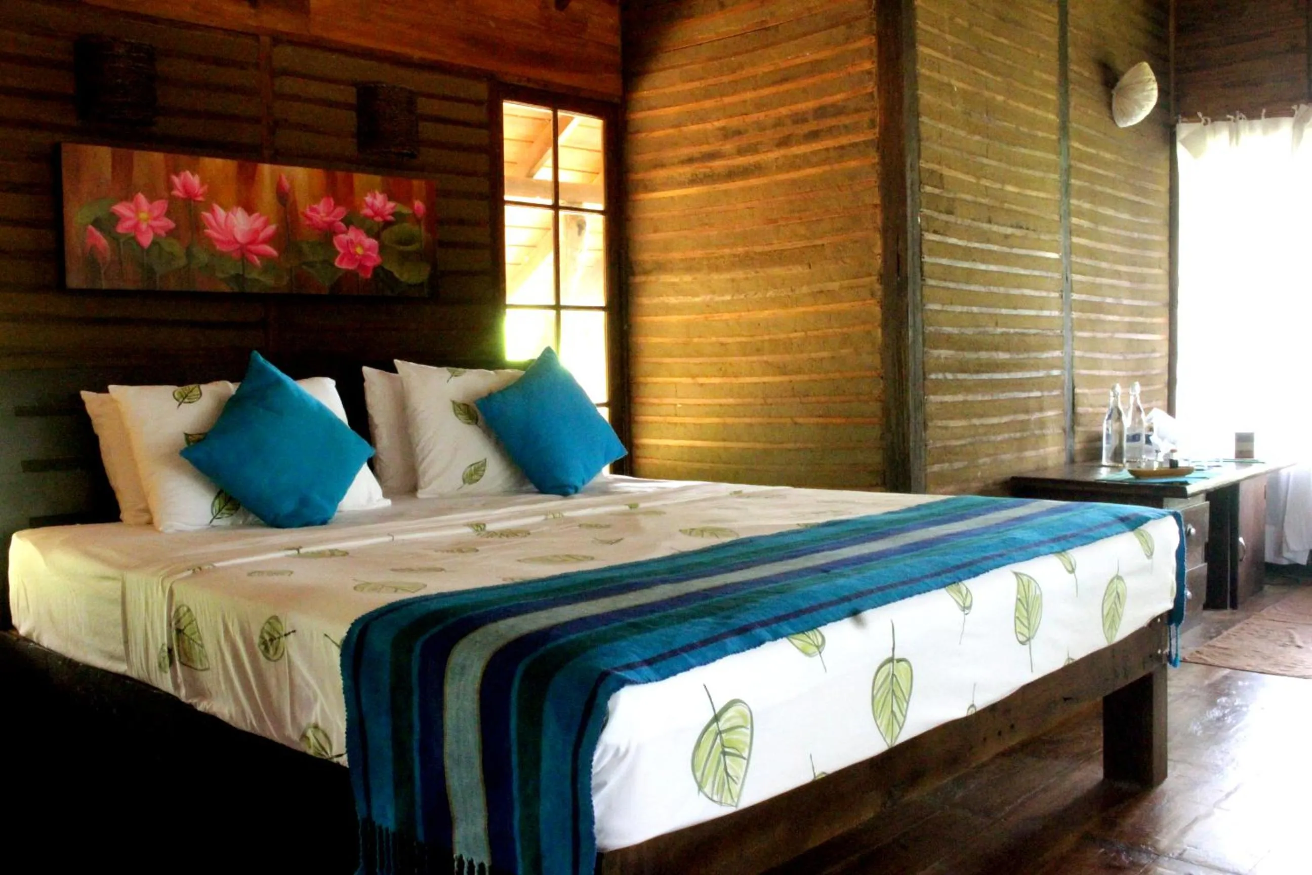 Photo of the whole room, Bed in Athreya Ayurveda Ashram