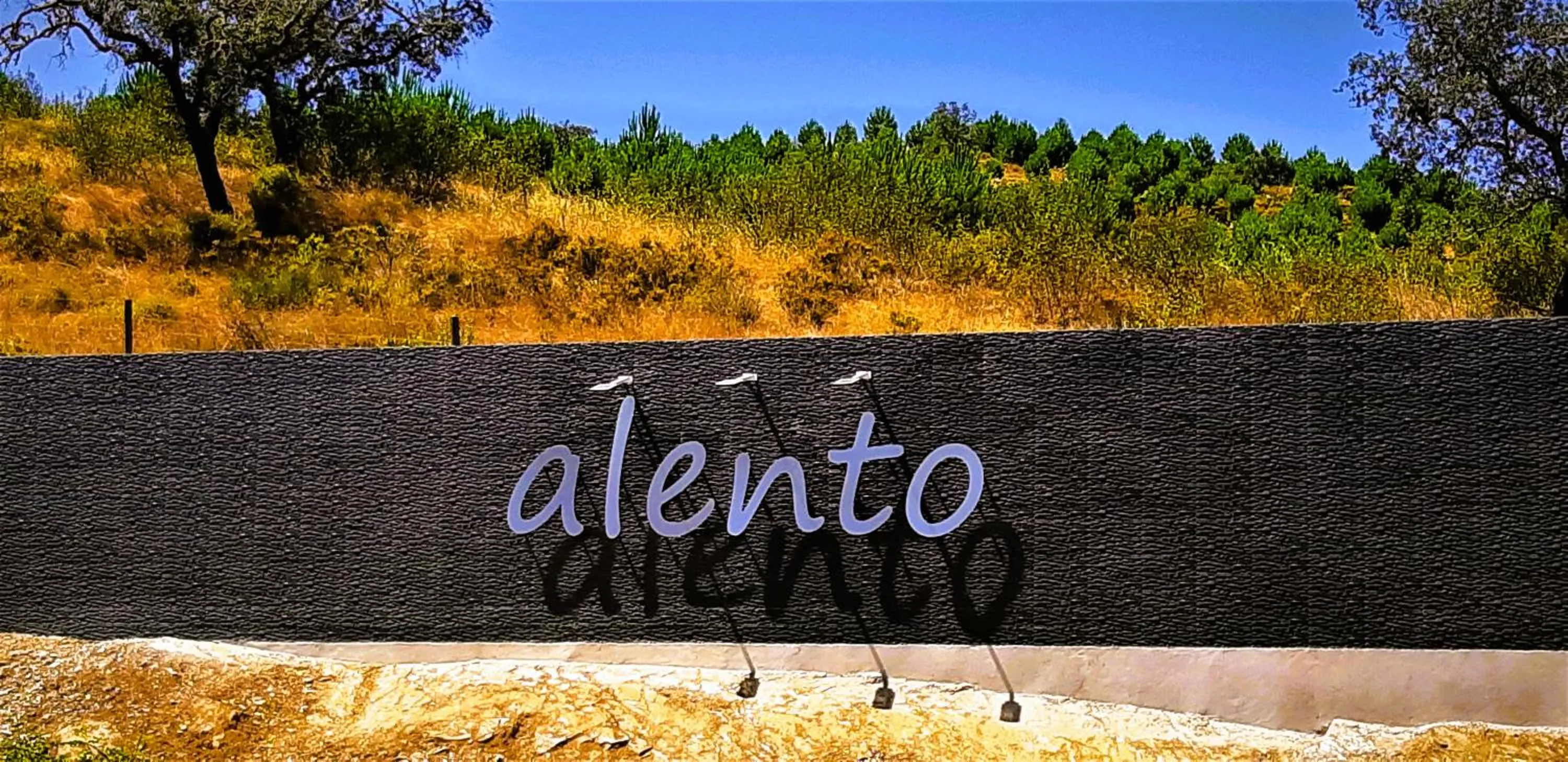 Property logo or sign in Monte do Alento - Castro da Cola