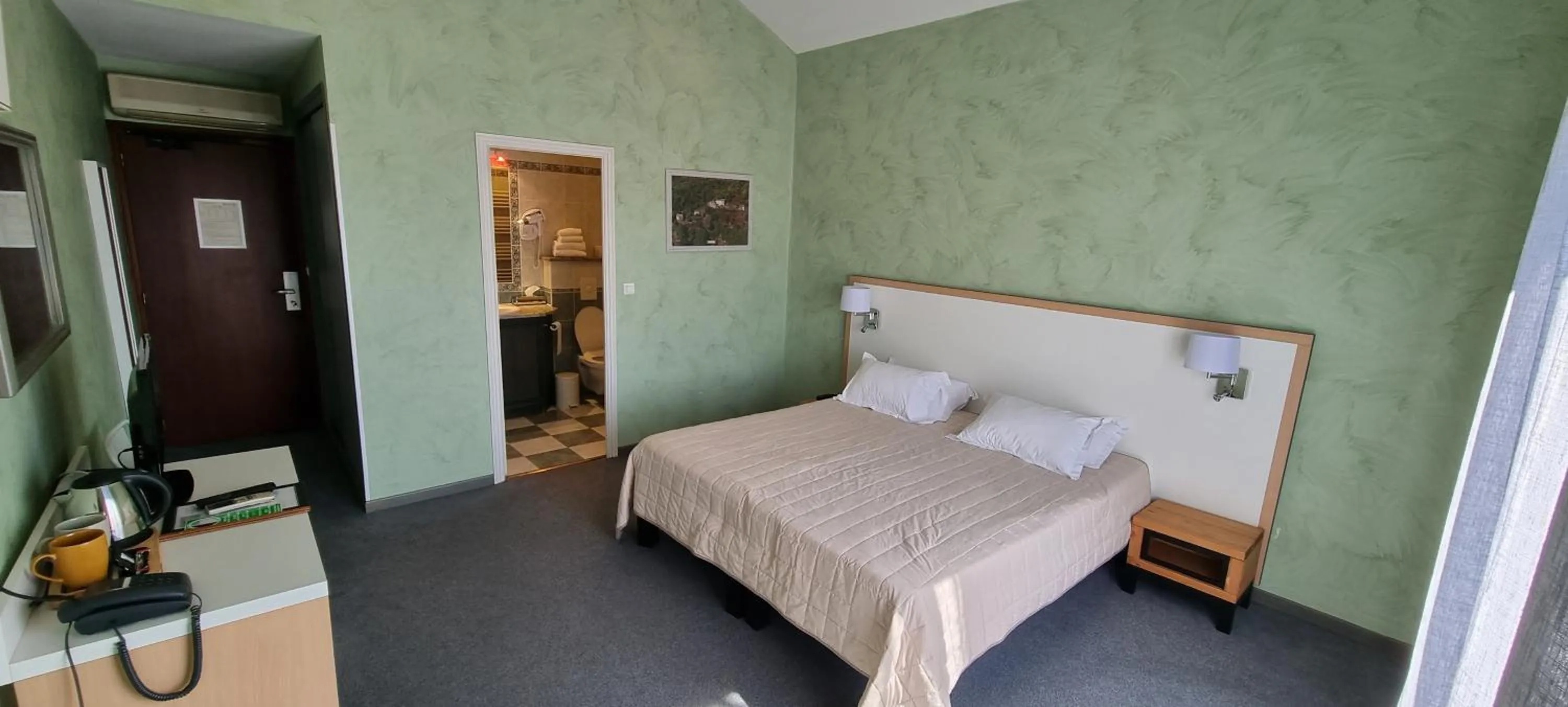 Bed in Hôtel Restaurant Atrachjata