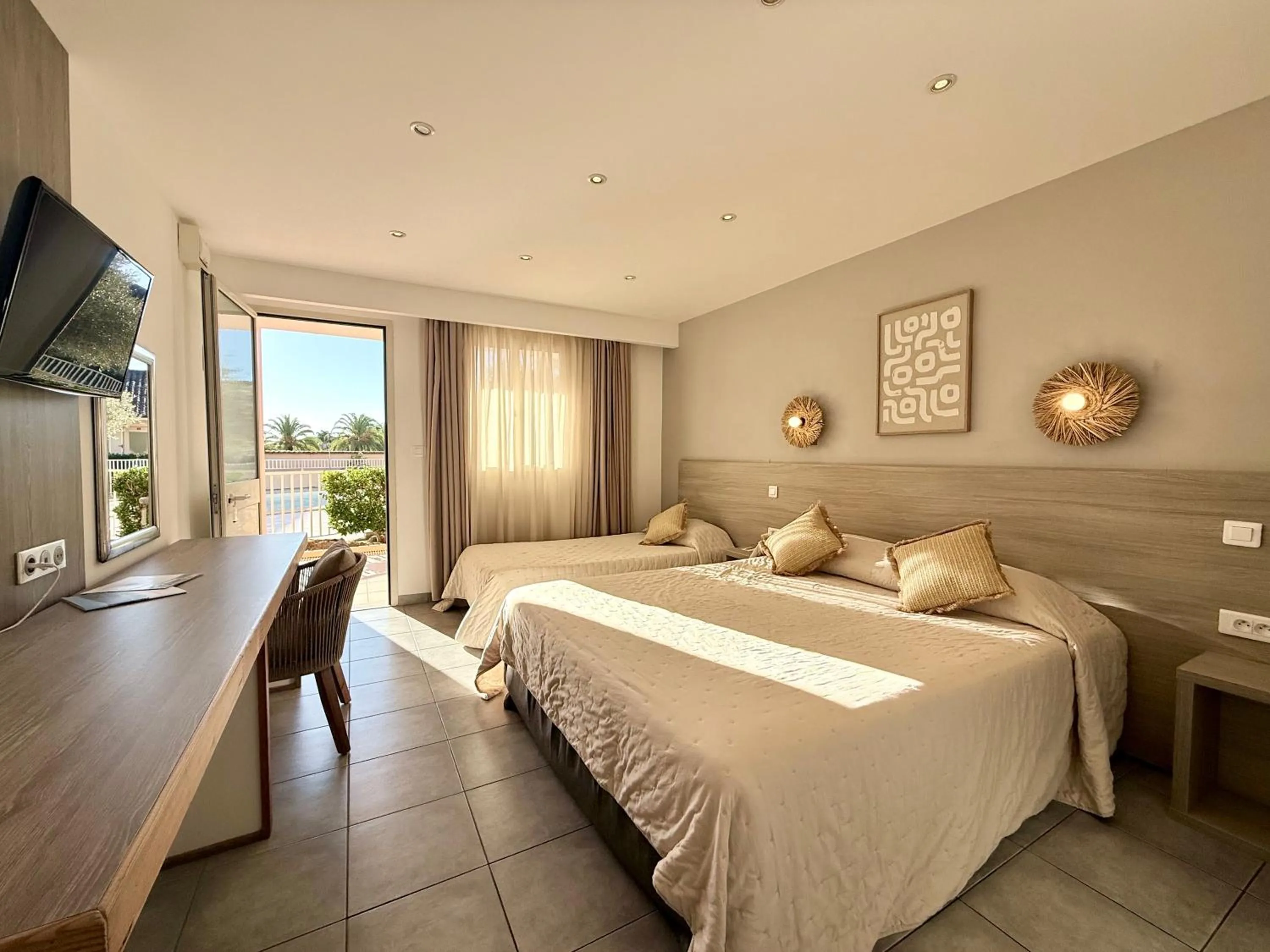 Bed in Hôtel Restaurant L' Empereur