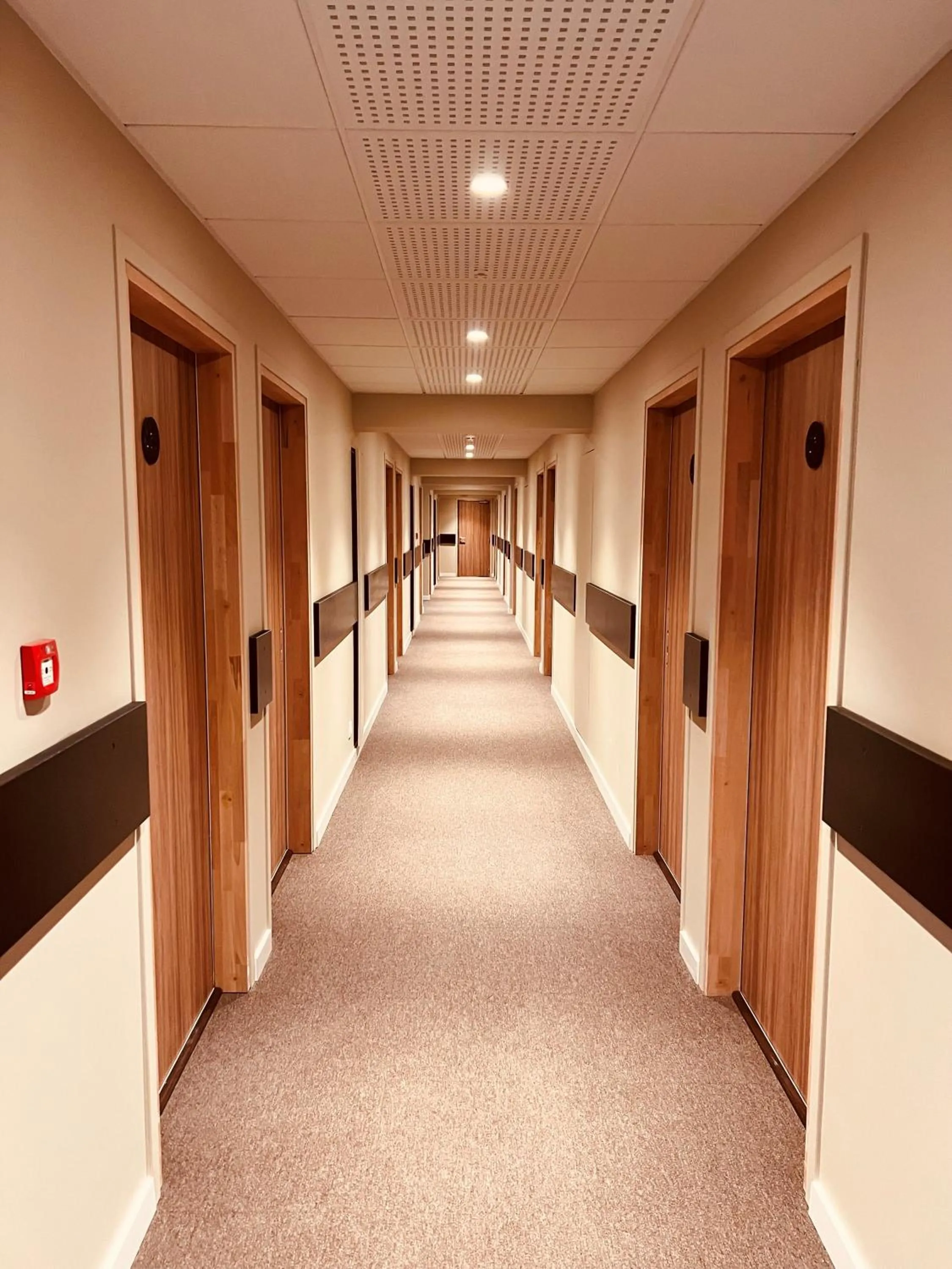 Property building in Hôtel Spa Restaurant La Madrague