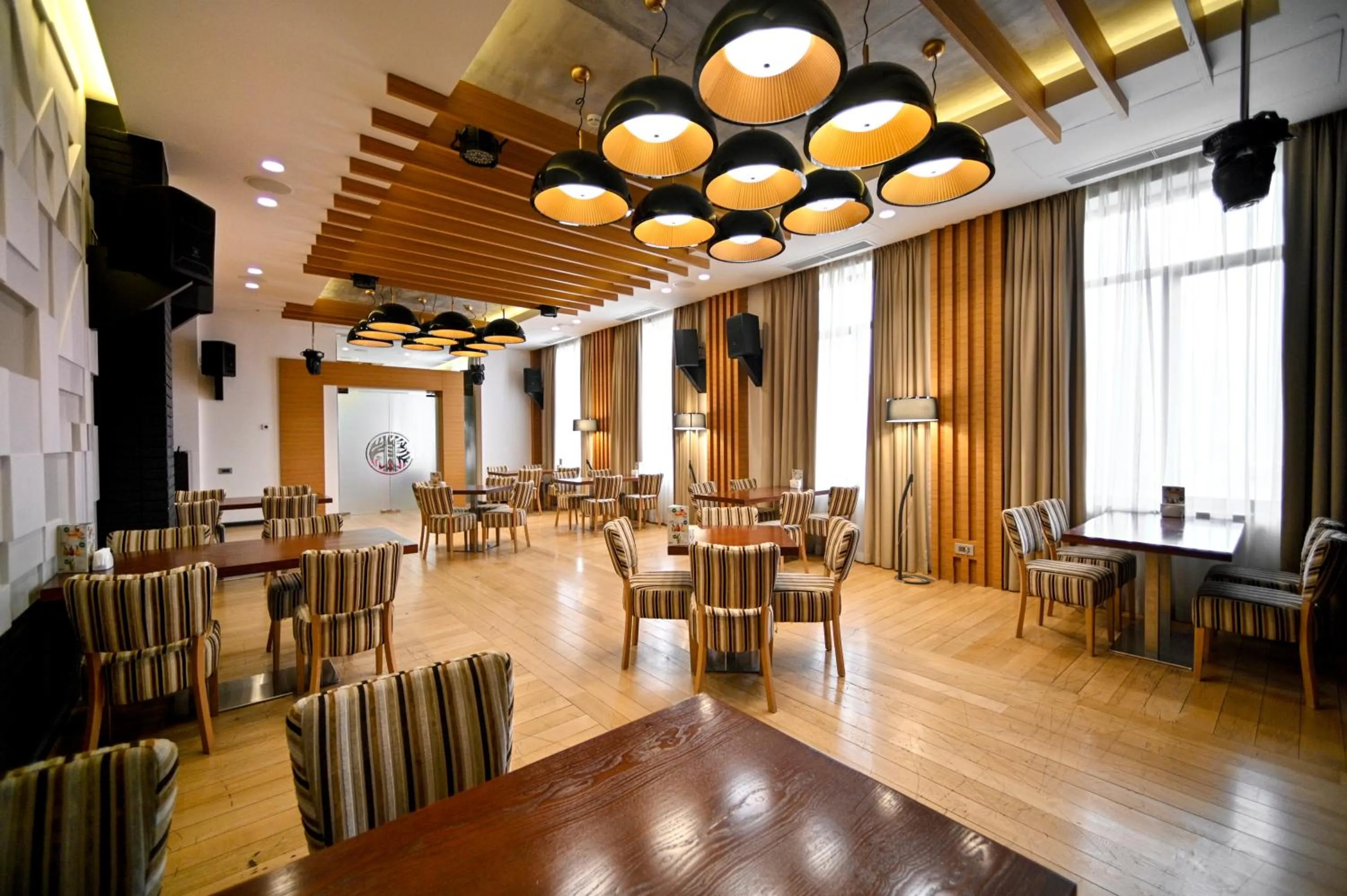 Restaurant/places to eat in Ararat Resort Tsaghkadzor