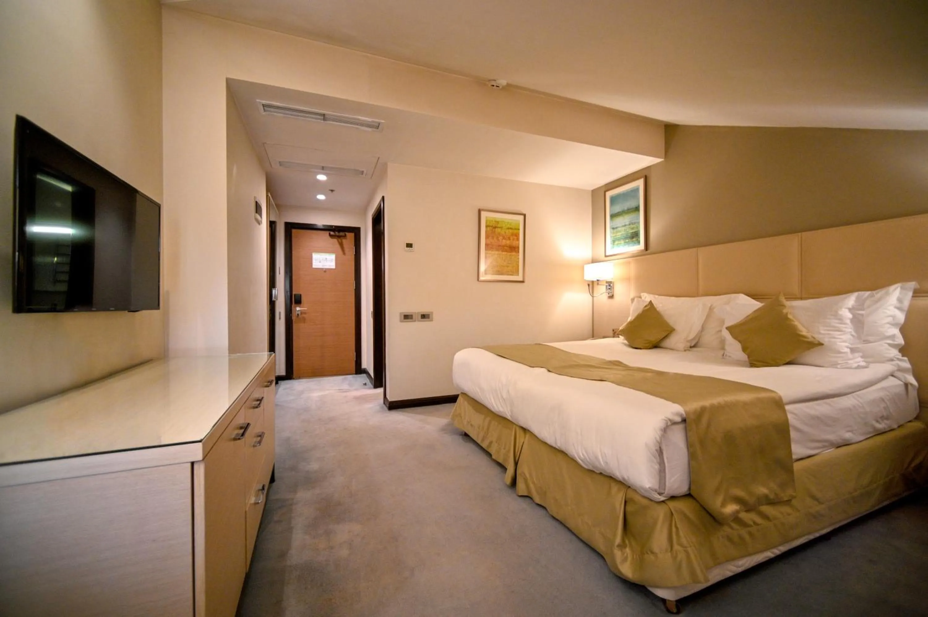 Bed in Ararat Resort Tsaghkadzor