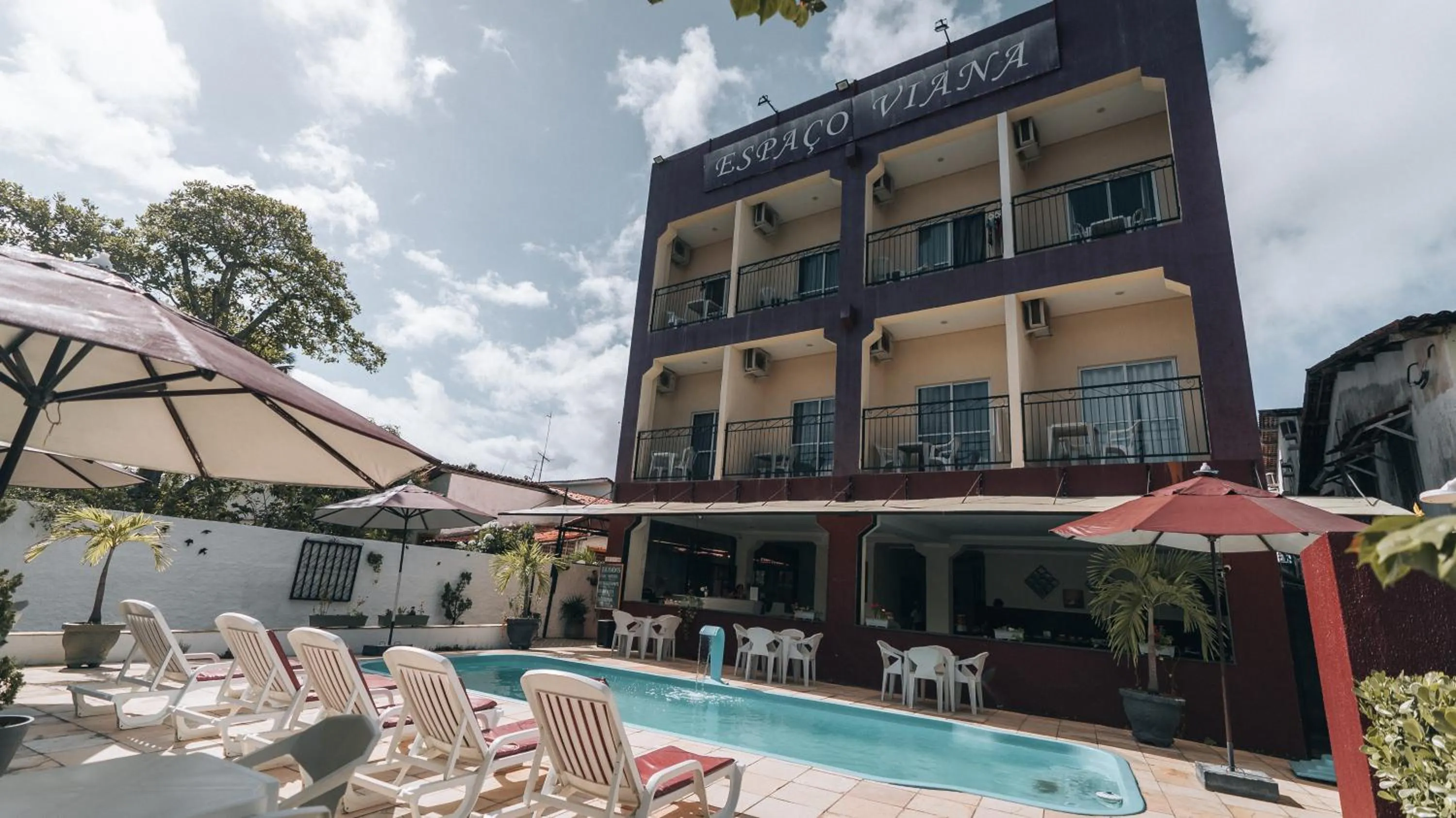 Property building in Espaço Viana