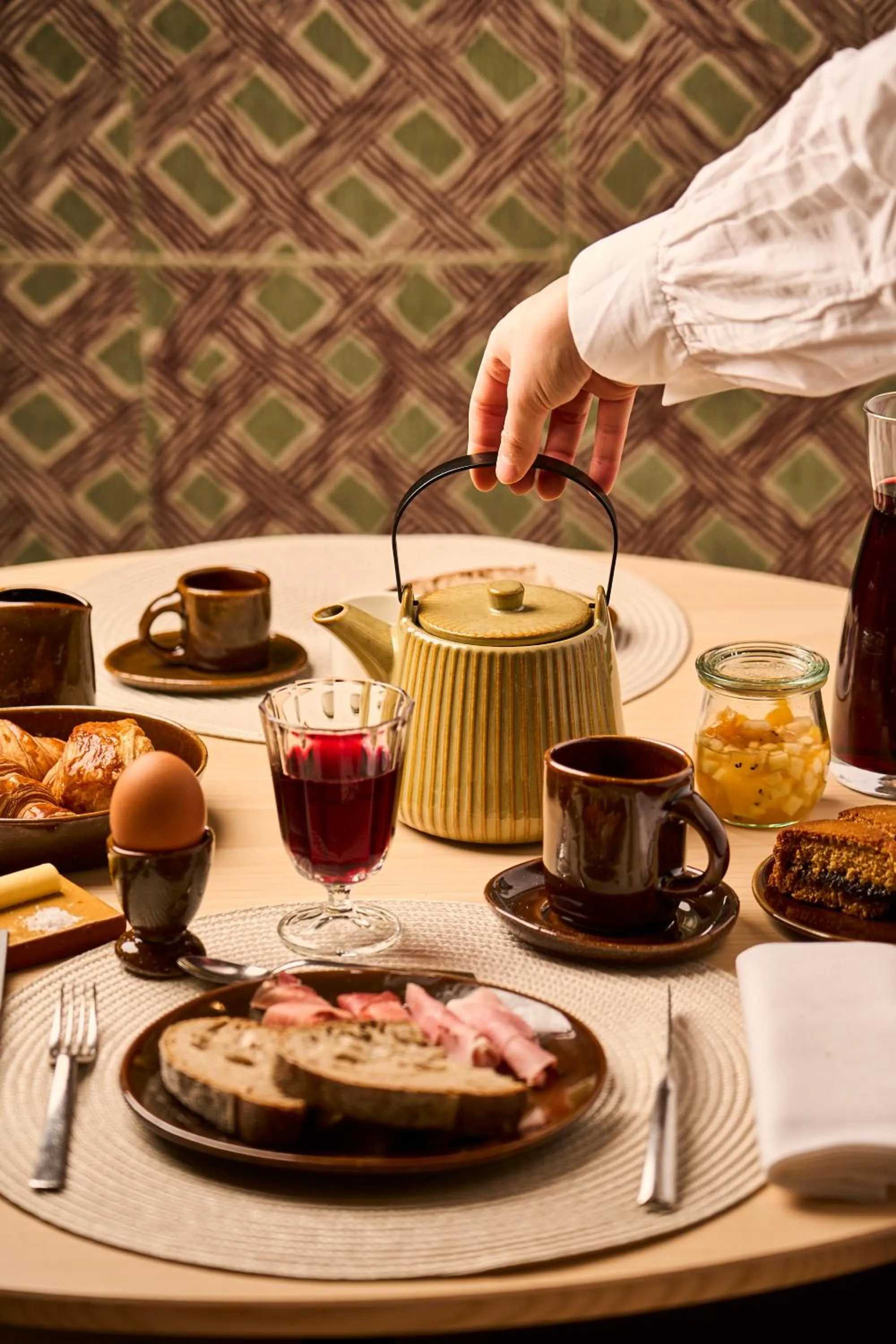 Breakfast in Chapeau Rouge par William Frachot - Hôtel Espace Bien-être & Restaurant étoilé