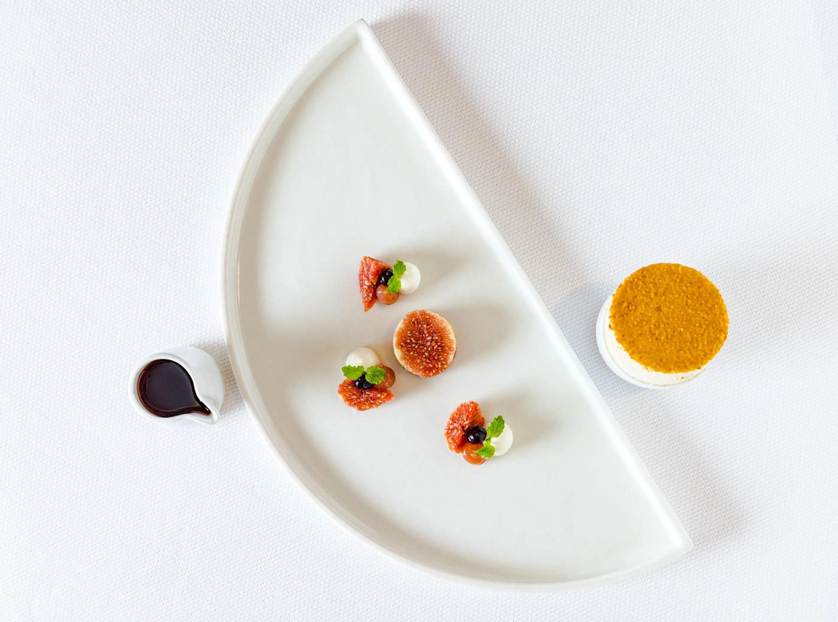 Restaurant/places to eat in Chapeau Rouge par William Frachot - Hôtel Espace Bien-être & Restaurant étoilé