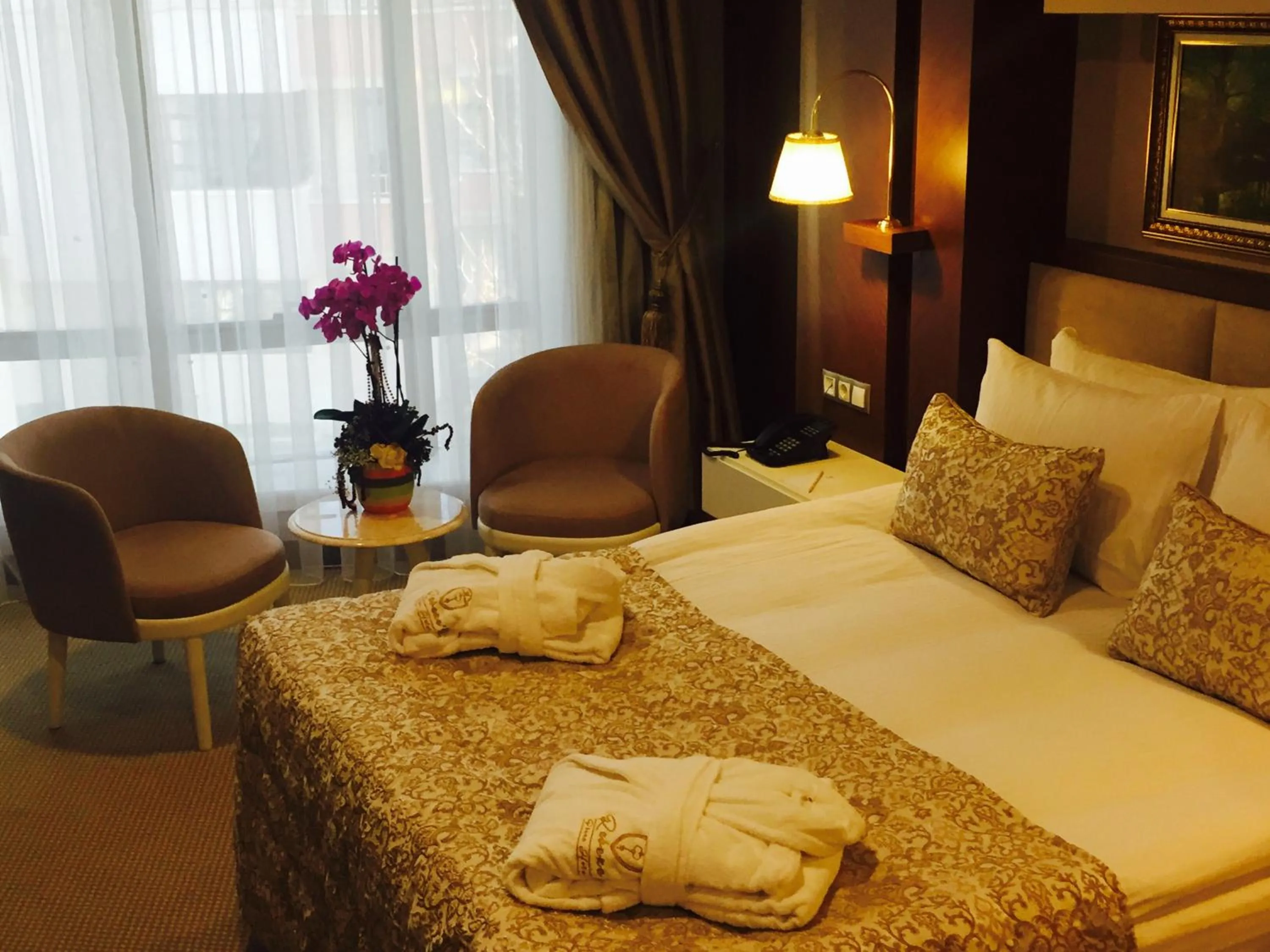 Bed in Vivaldi Park Hotel