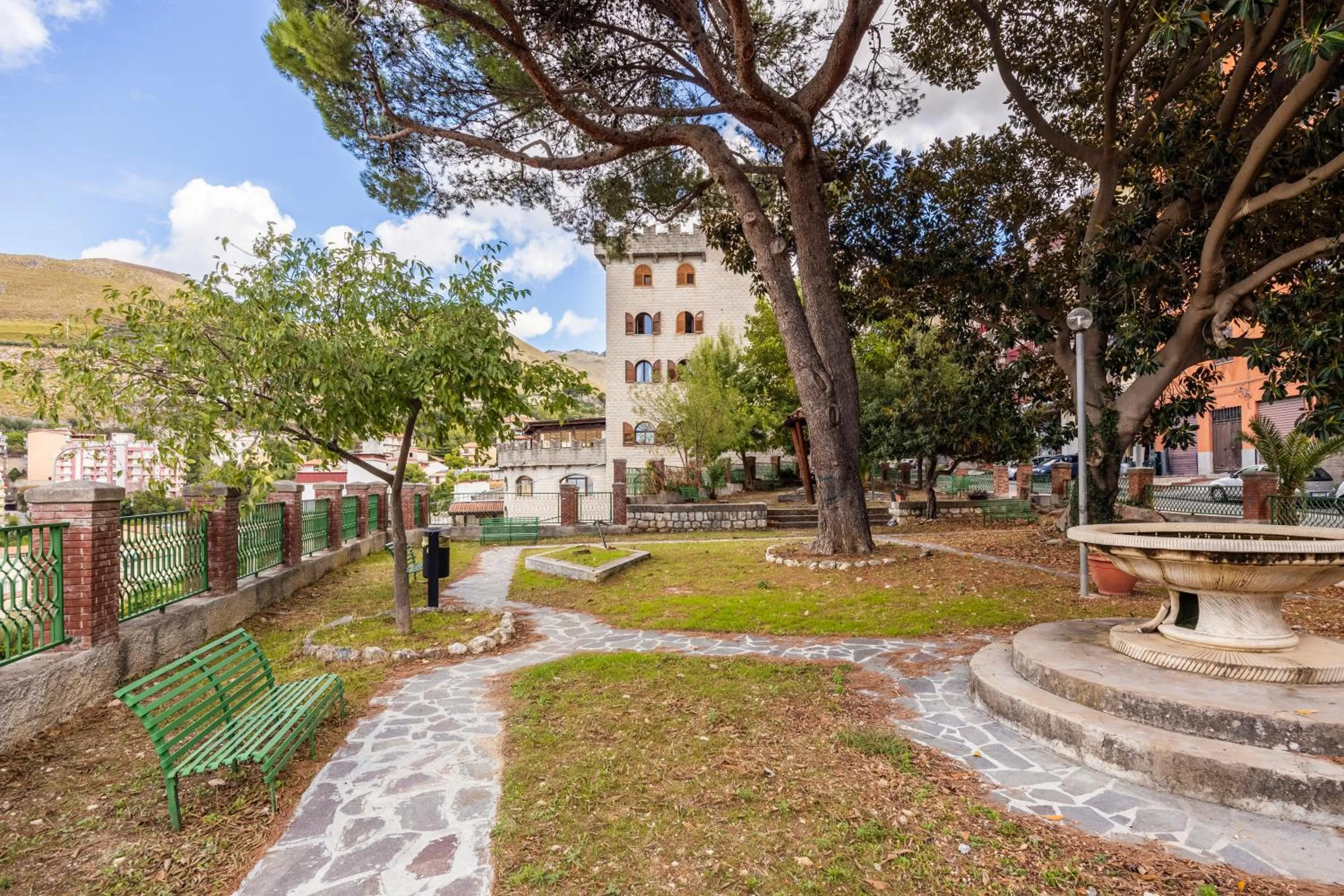 Property building in Hotel Castello di Giuliano