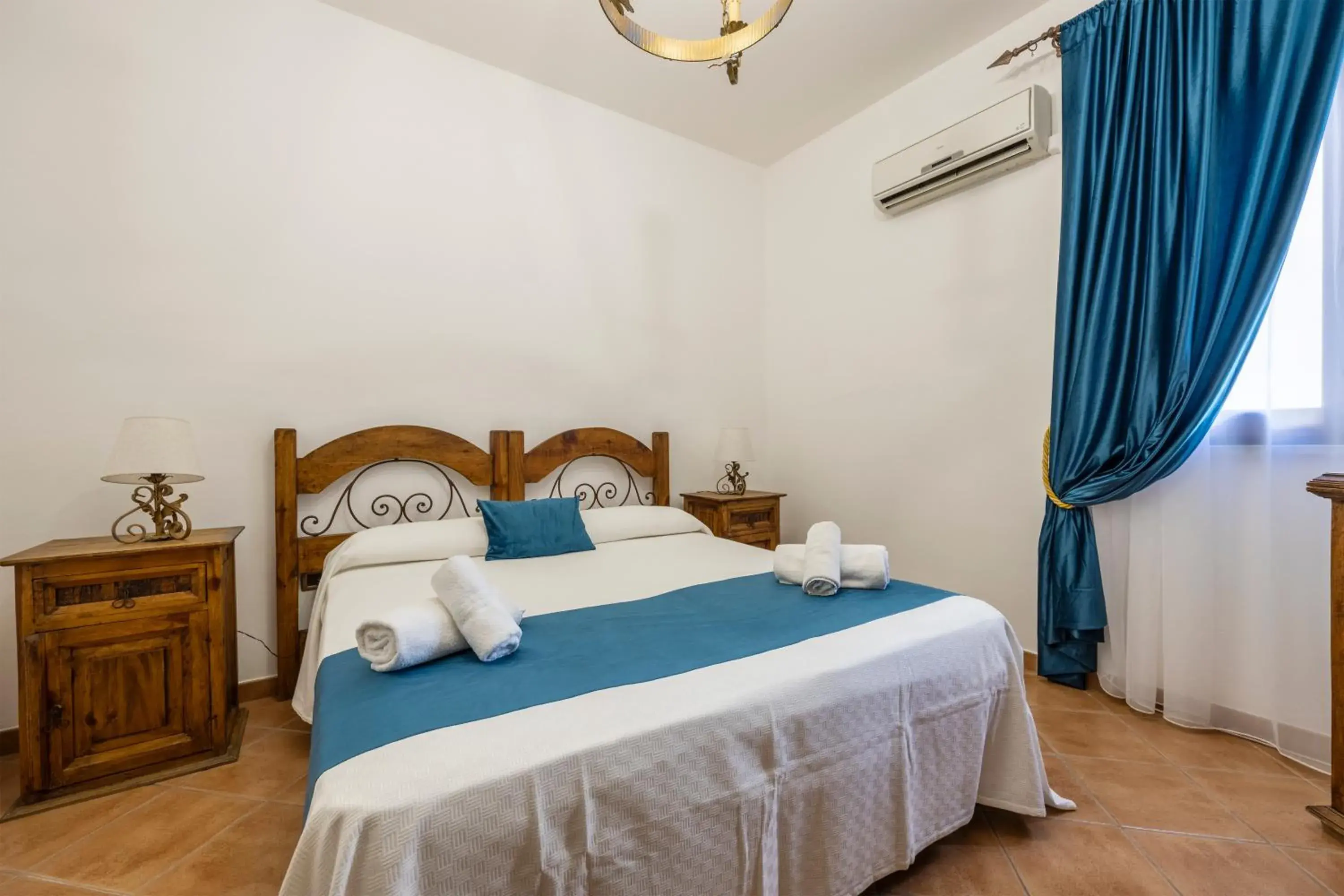 Double or Twin Room in Hotel Castello di Giuliano Double or Twin Room in Hotel Castello di Giuliano