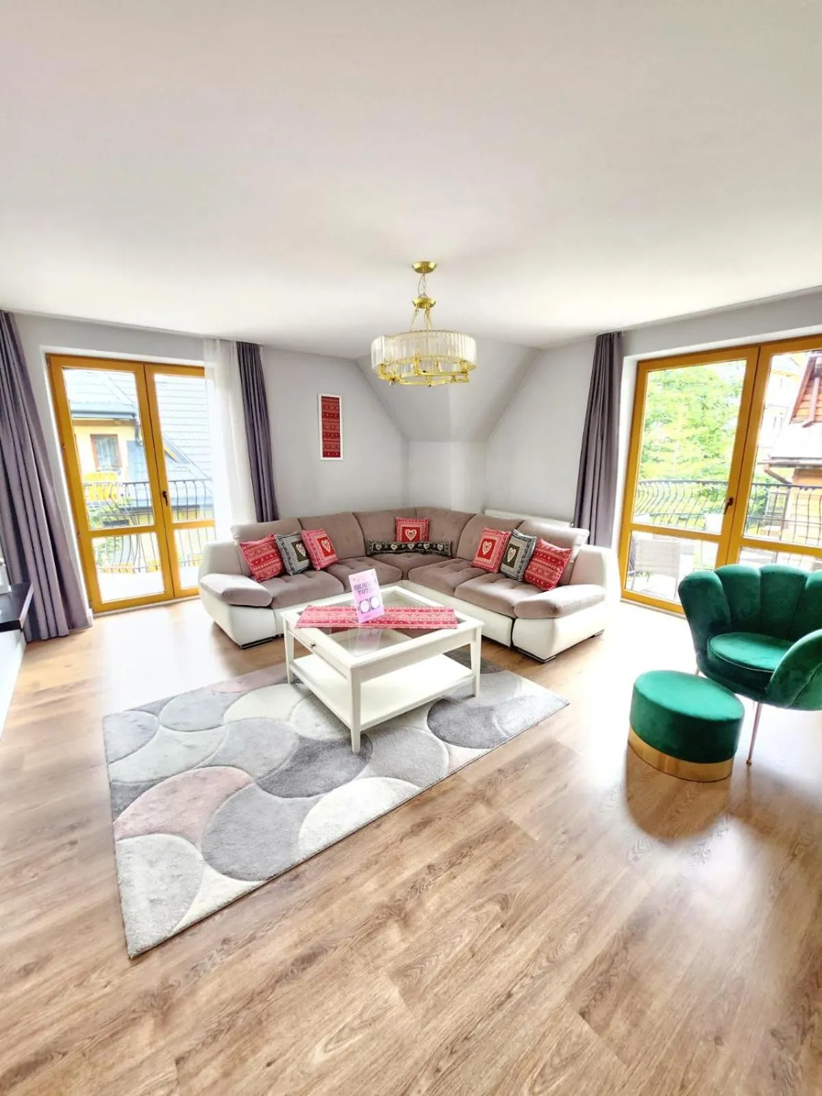 Bory6a Apartamenty & Free Parking