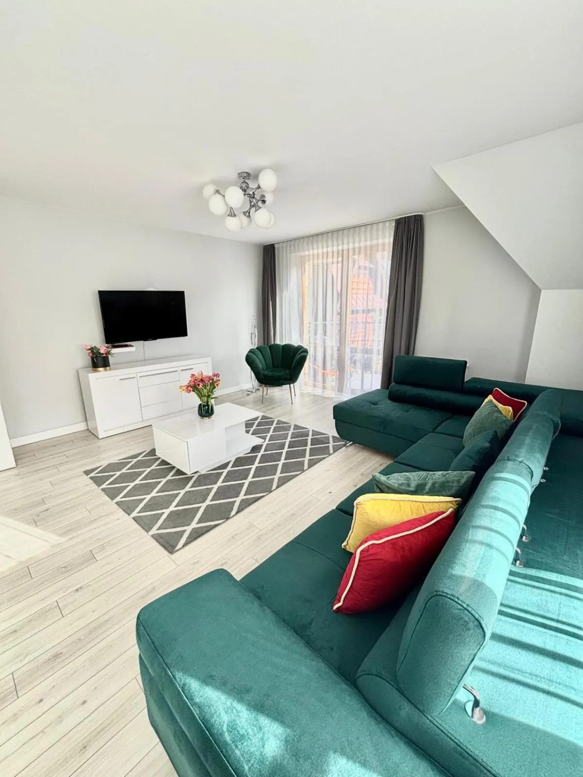 Bory6a Apartamenty & Free Parking