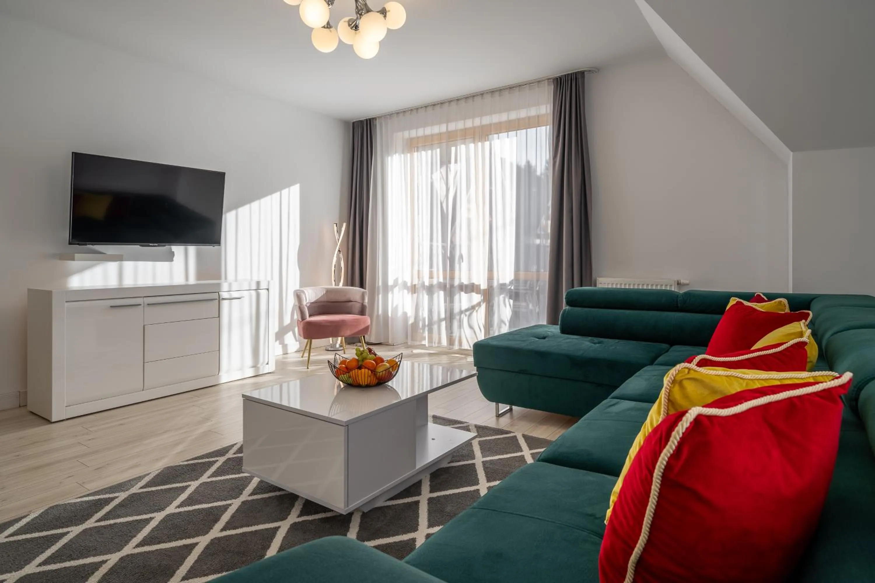 Bory6a Apartamenty & Free Parking