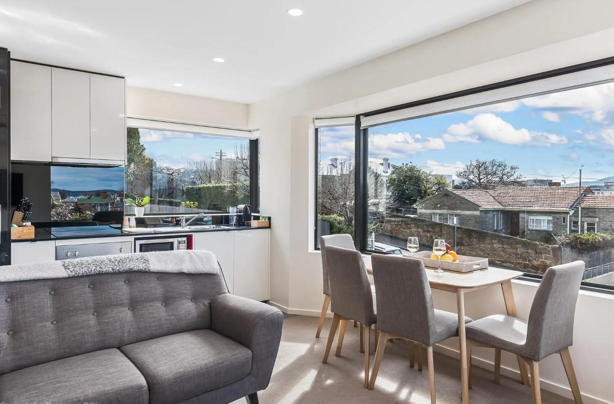 Kitchen or kitchenette in 110 Hampden Apartments