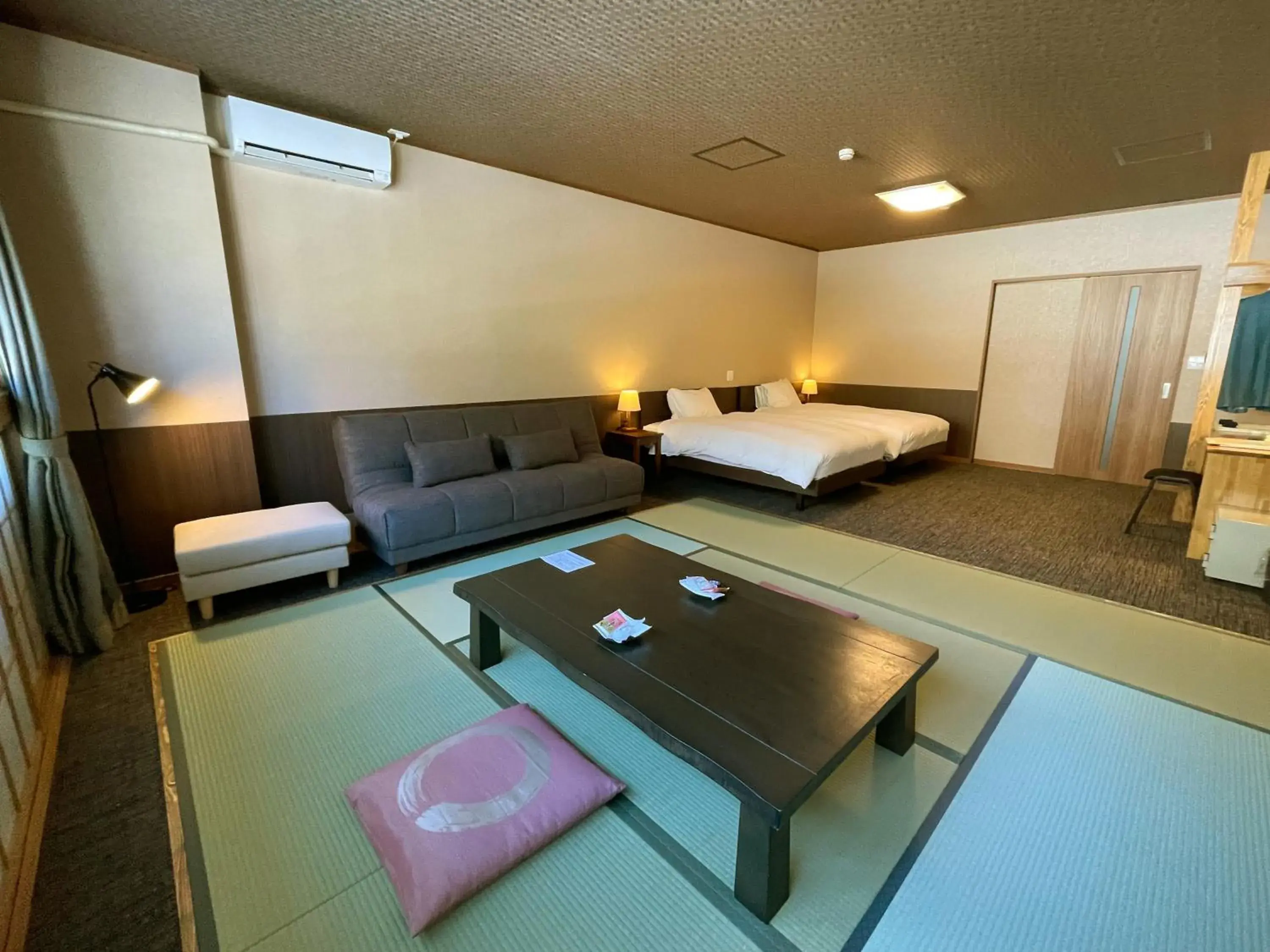 Standard Twin Room - single occupancy in Kutsurogijyuku Shintaki Standard Twin Room - single occupancy in Kutsurogijyuku Shintaki