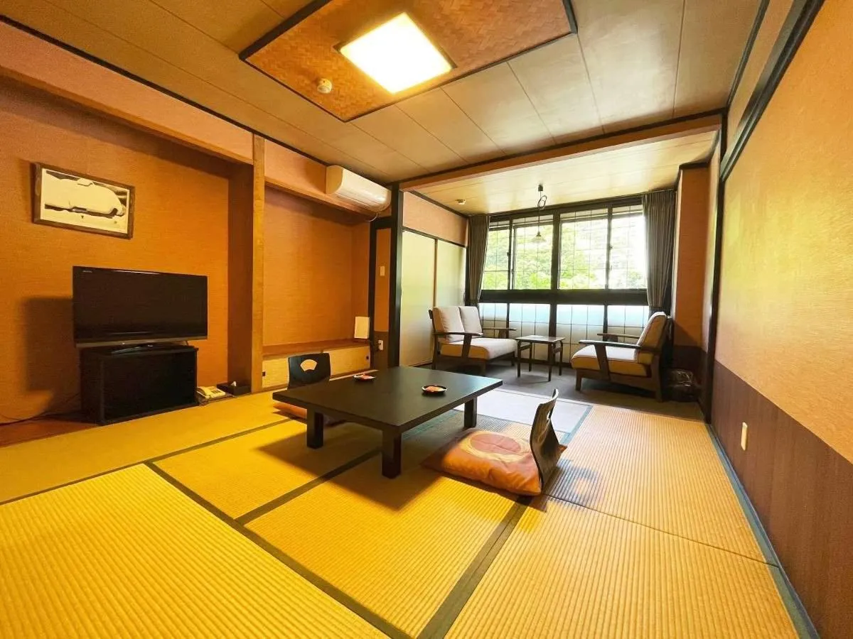 Kutsurogijyuku Shintaki