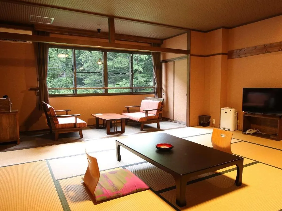 Kutsurogijyuku Shintaki