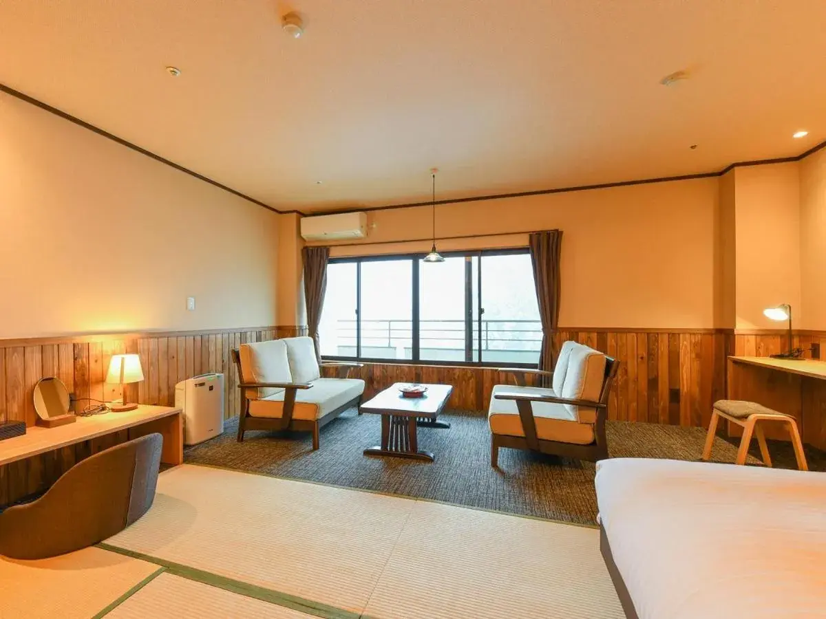 Superior Room with Tatami Area and Shower - single occupancy - Non-Smoking in Kutsurogijuku Chiyotaki Superior Room with Tatami Area and Shower - single occupancy - Non-Smoking in Kutsurogijuku Chiyotaki
