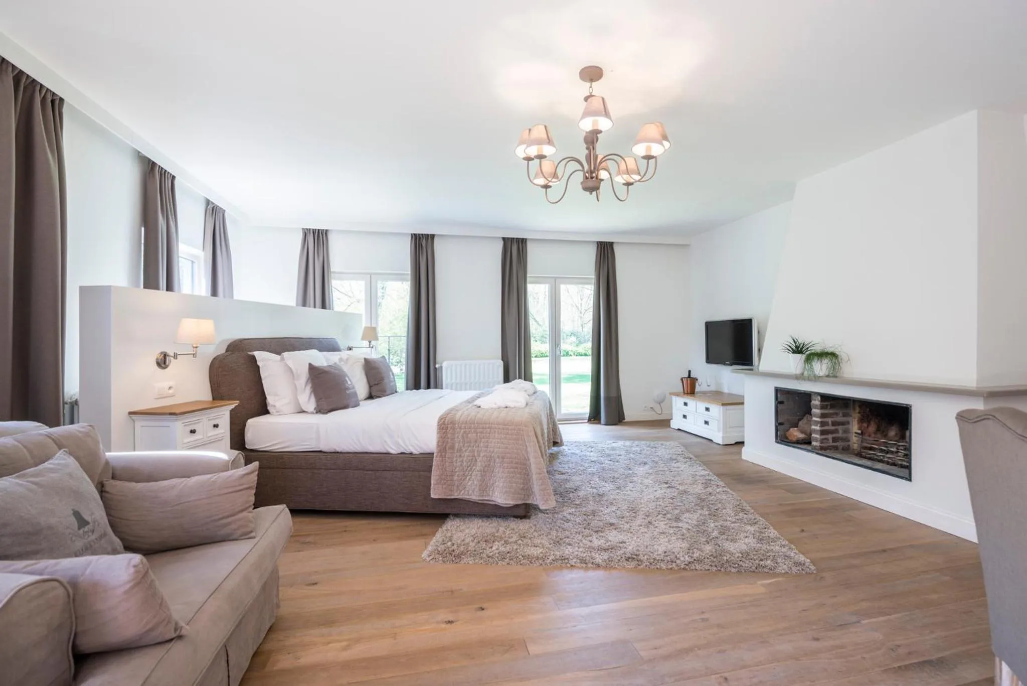 Bed in Charmehotel Klokkenhof