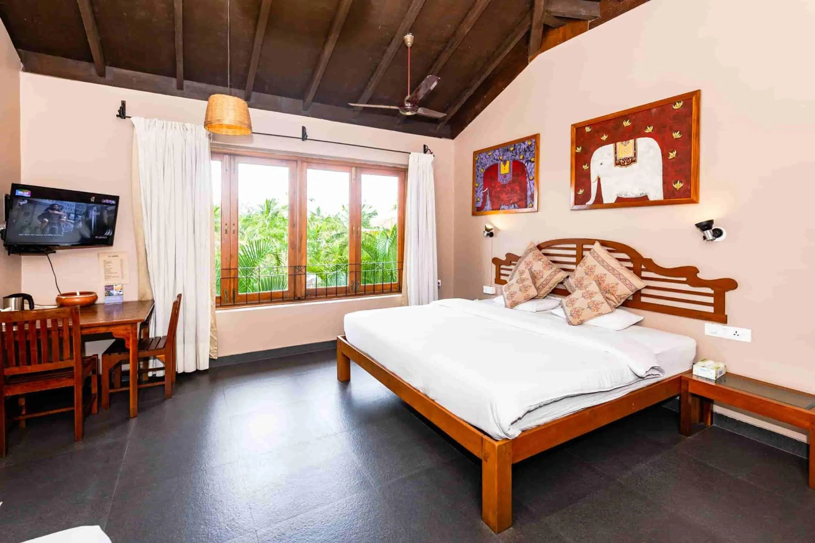 Bedroom, Bed in Fiesta Beach Resort