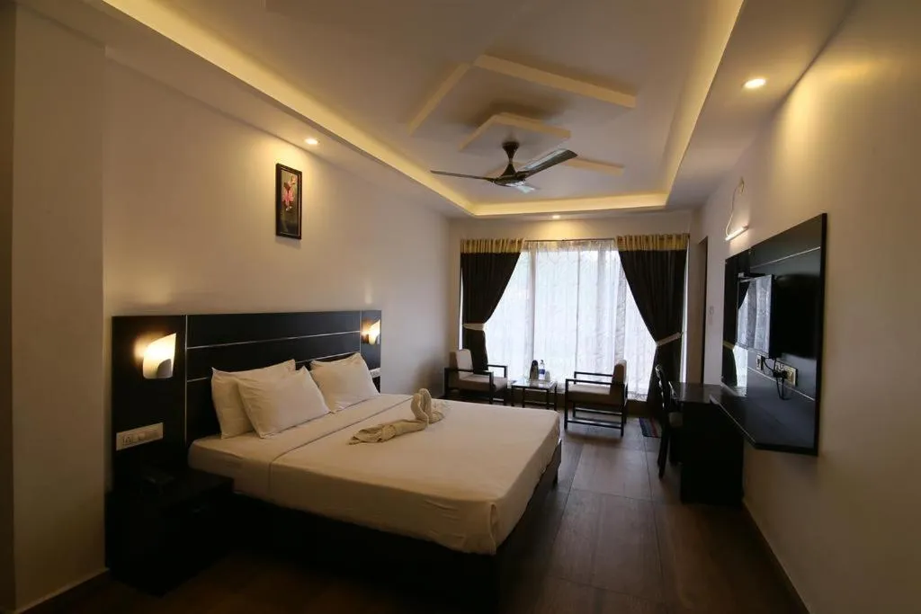 Bedroom, Bed in Jays Inn