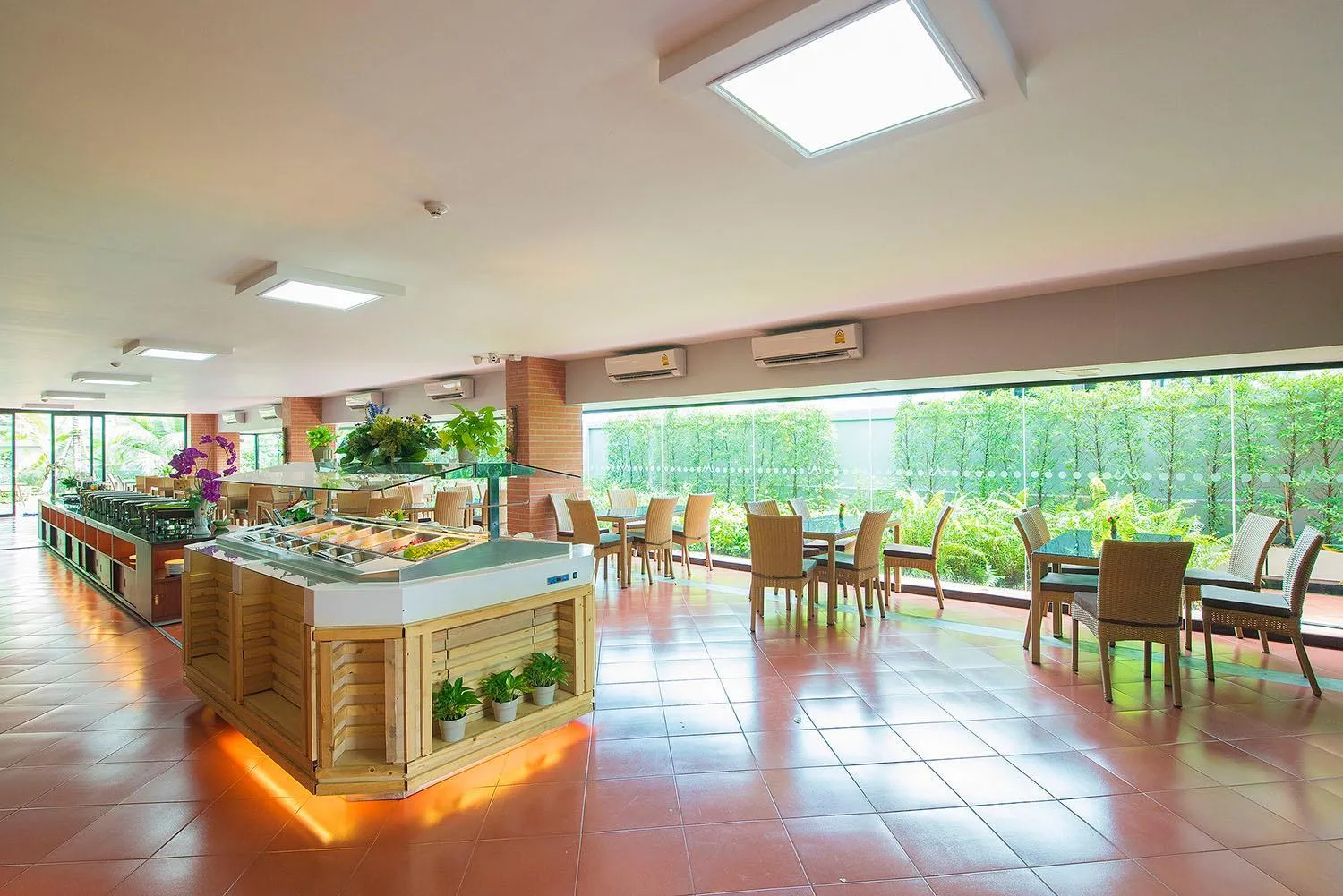 Restaurant/places to eat in Baan Thai Boutique