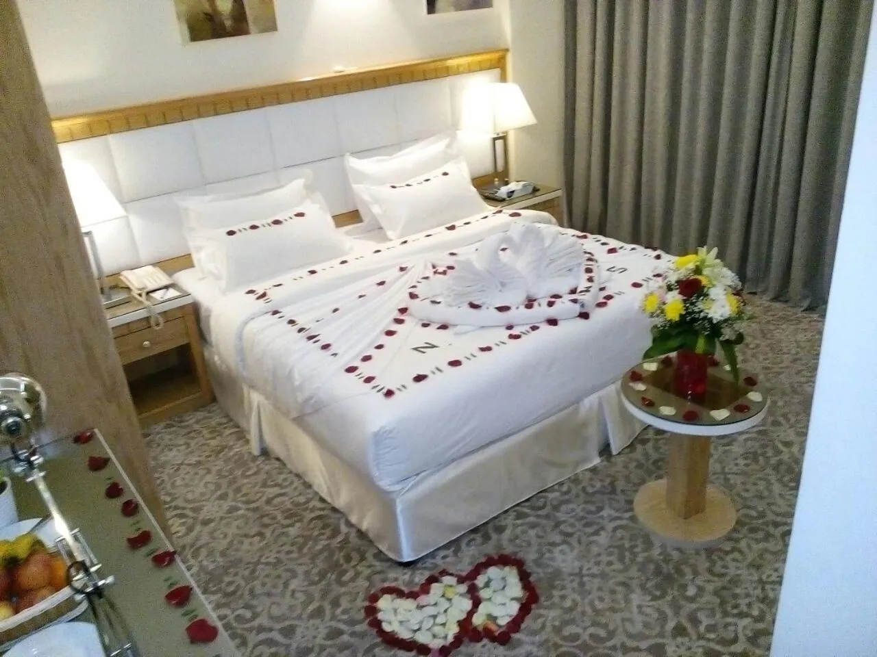 Bedroom, Bed in Golden Dune Hotel AlFayhaa