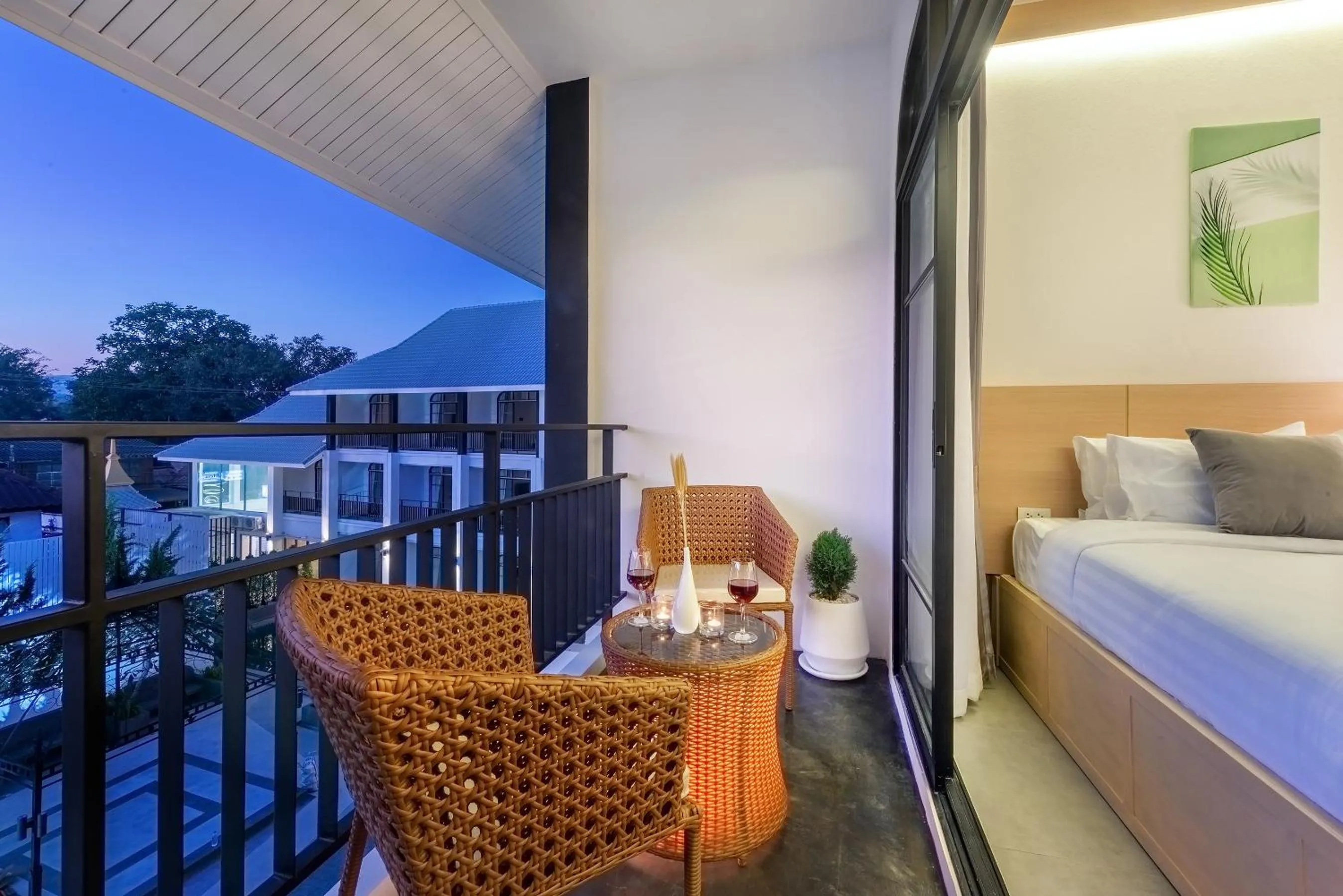 Patio, Bed in Ai Pai Hotel - 50m to Pai Walking Street & Night Market