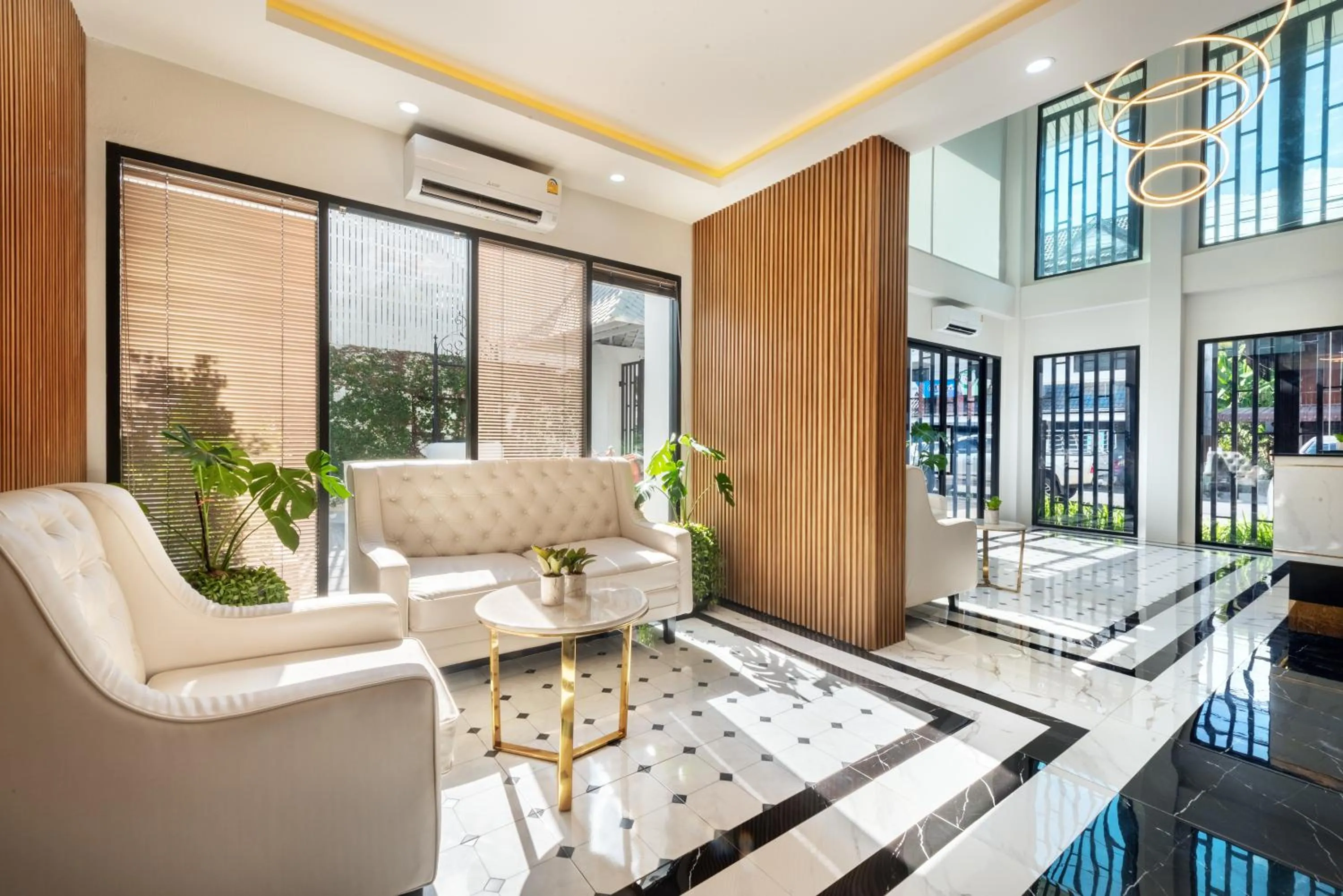 Lobby or reception in Ai Pai Hotel - 50m to Pai Walking Street & Night Market