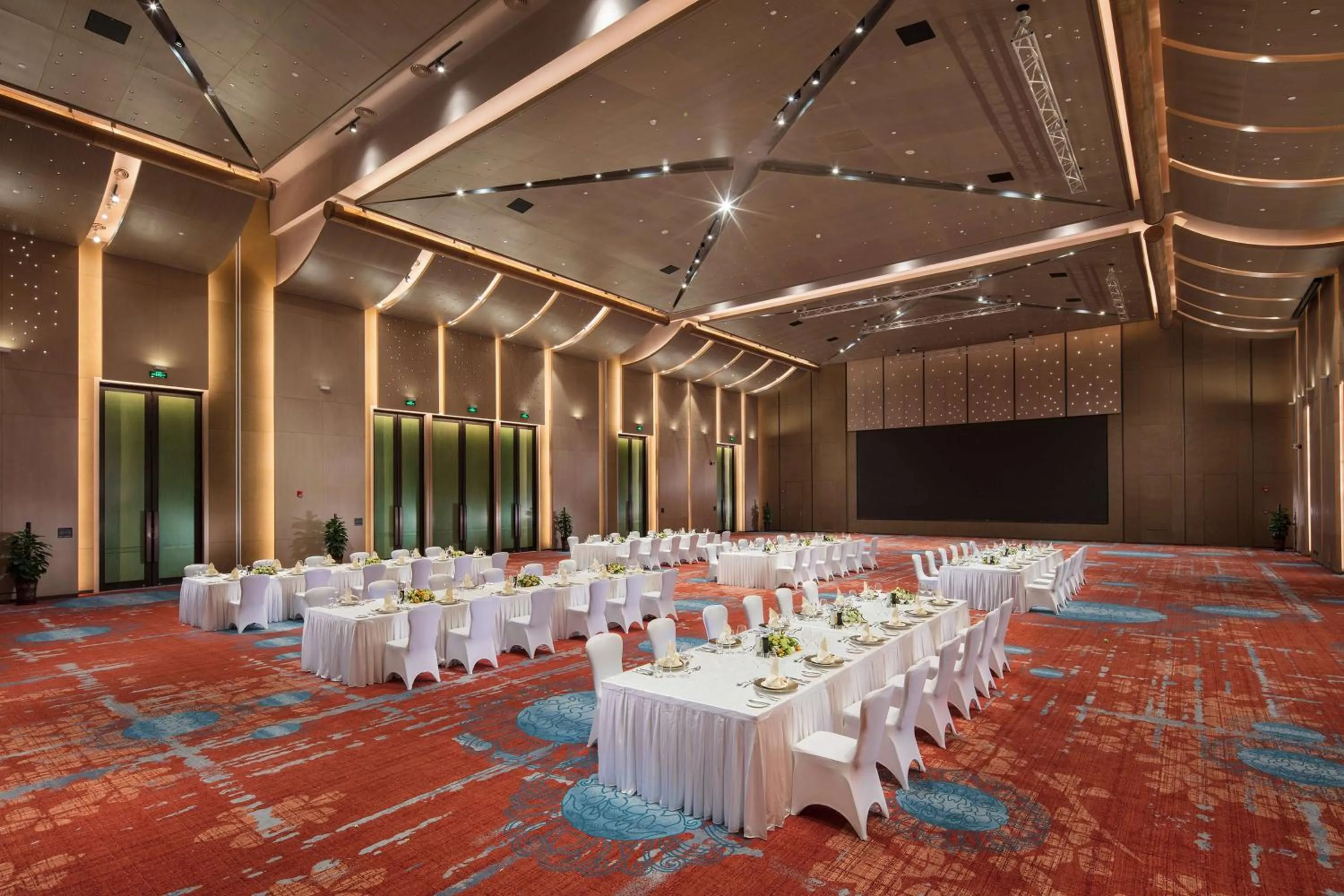 Dining area in Hilton Jiuzhaigou Resort