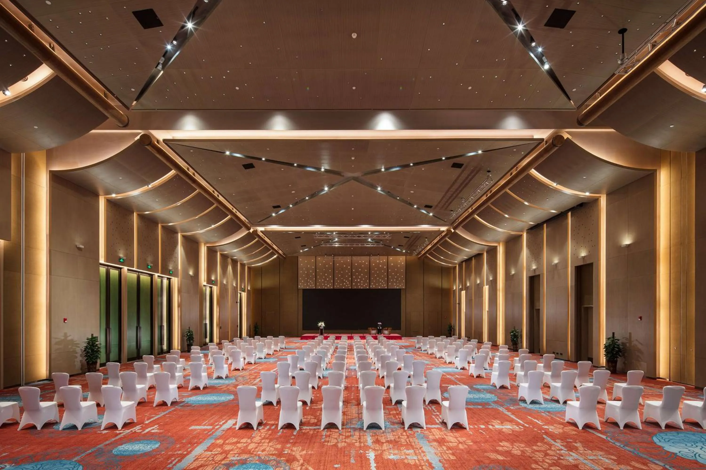 Meeting/conference room in Hilton Jiuzhaigou Resort