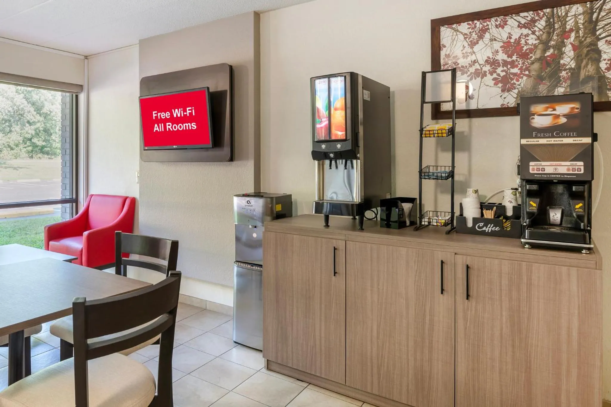 Property building in Red Roof Inn Doswell - Kings Dominion