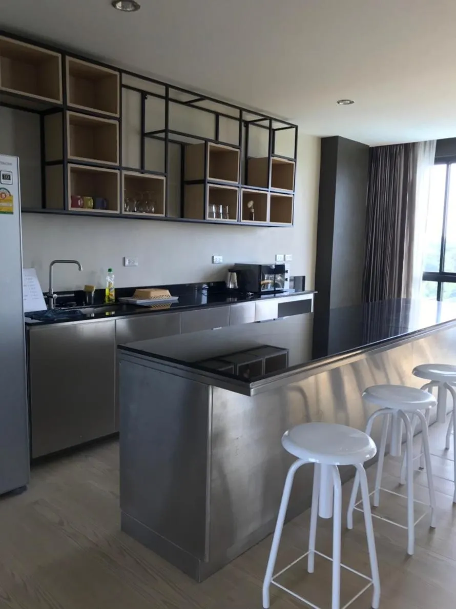 The Residence Thepkanjana