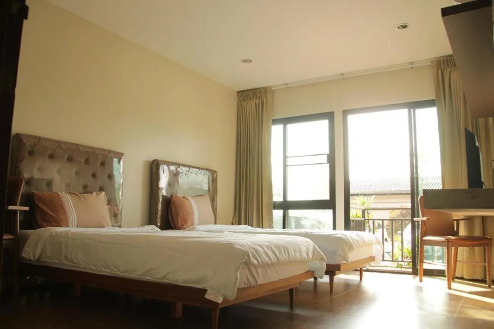 The Residence Thepkanjana