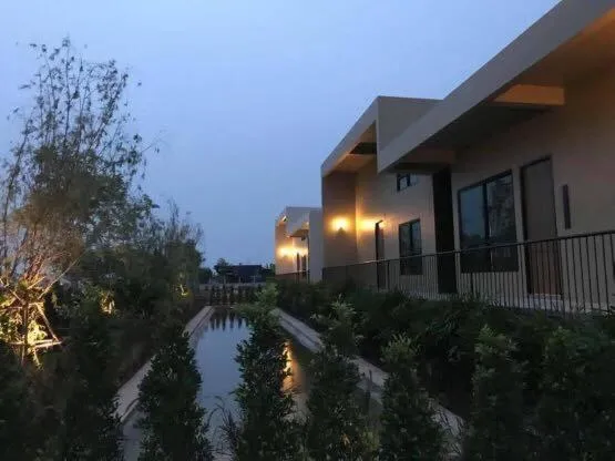 The Residence Thepkanjana