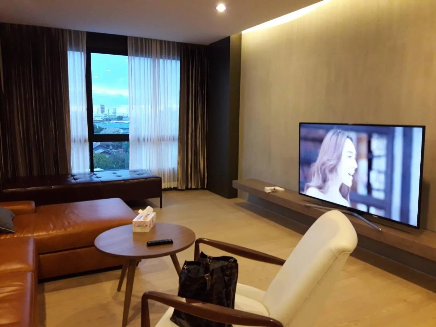 The Residence Thepkanjana