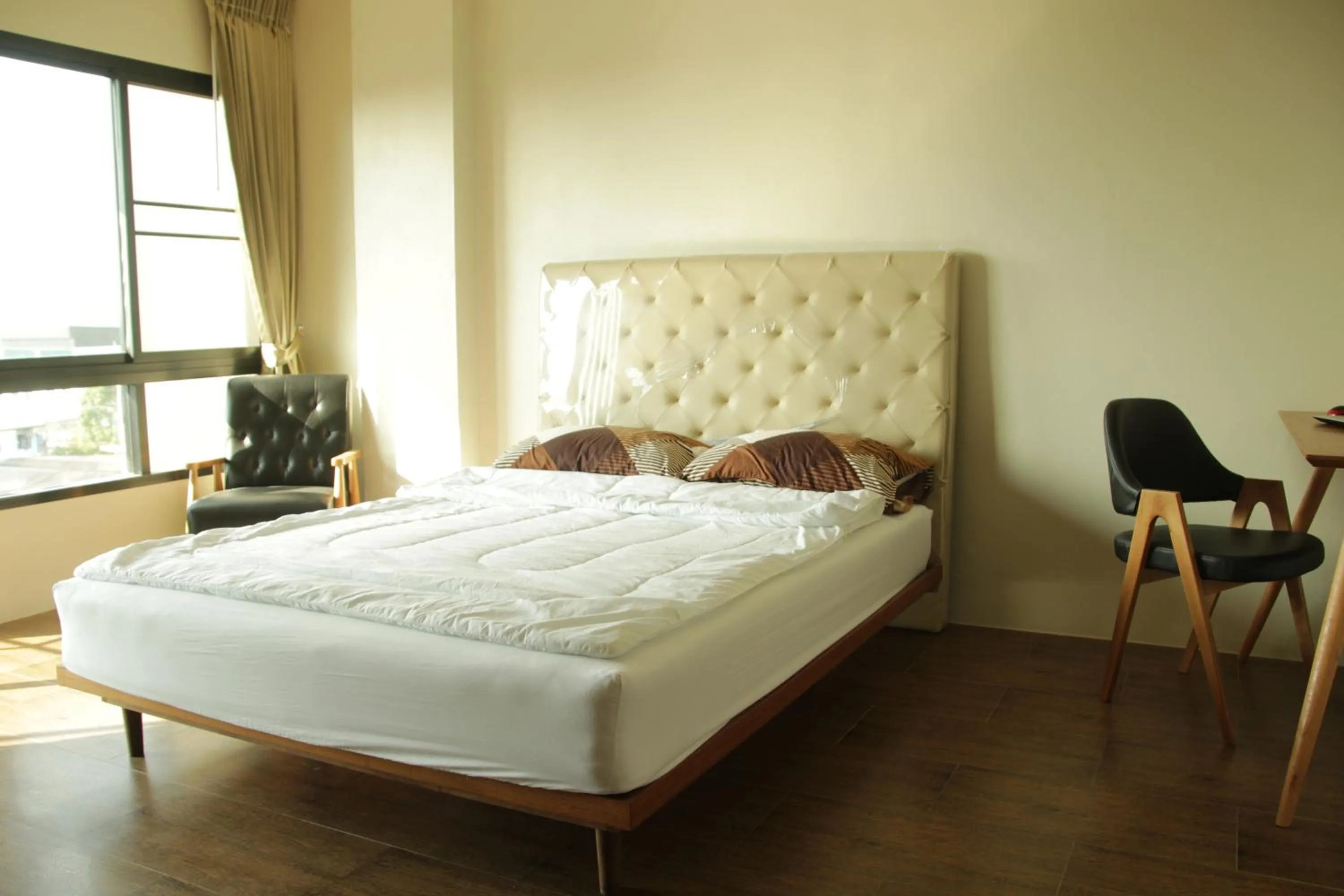 The Residence Thepkanjana