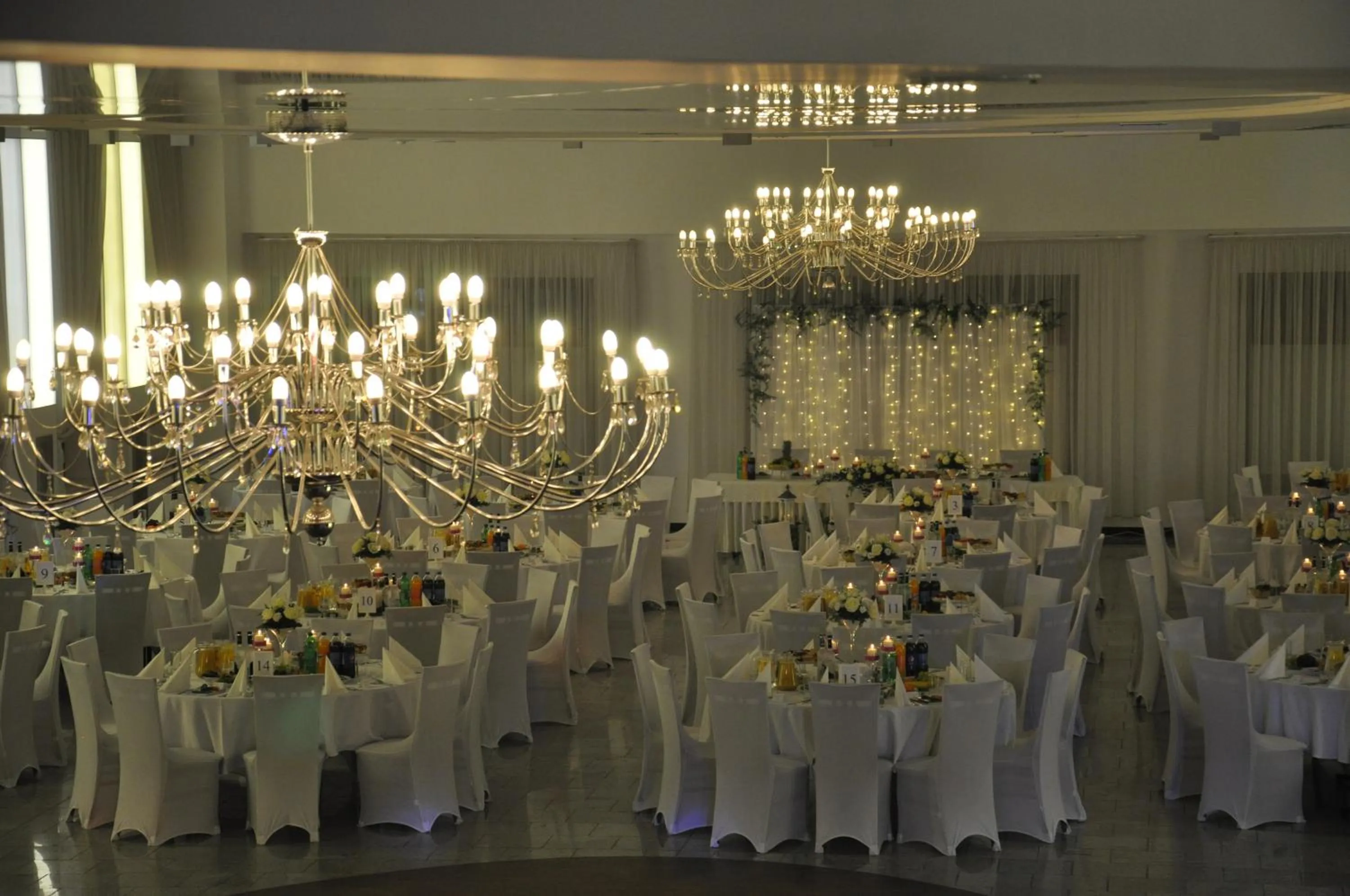 Banquet/Function facilities in Hotel DYMINY