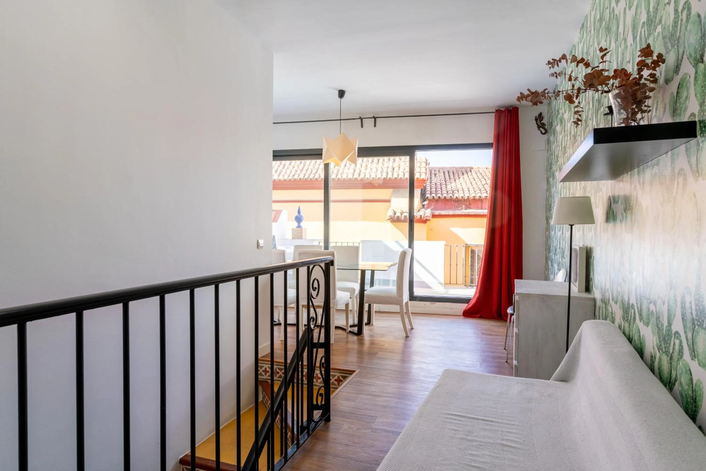 HOUSE SEVILLANA 6 habitaciones