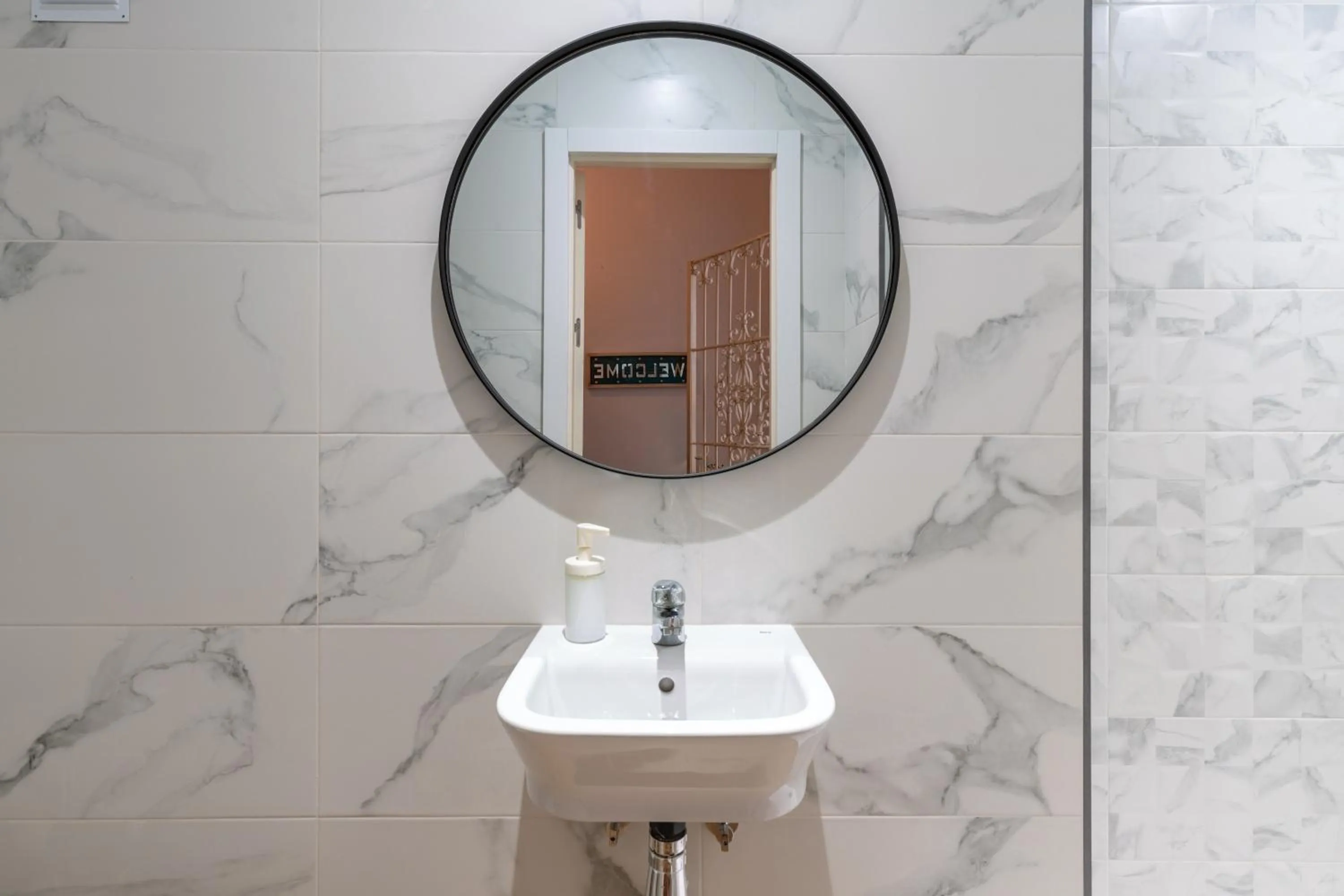 HOUSE SEVILLANA 6 habitaciones