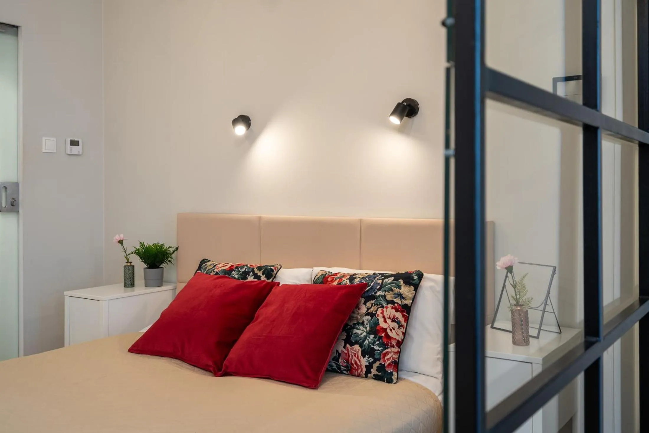 Bed in Avium Old Town Apartments