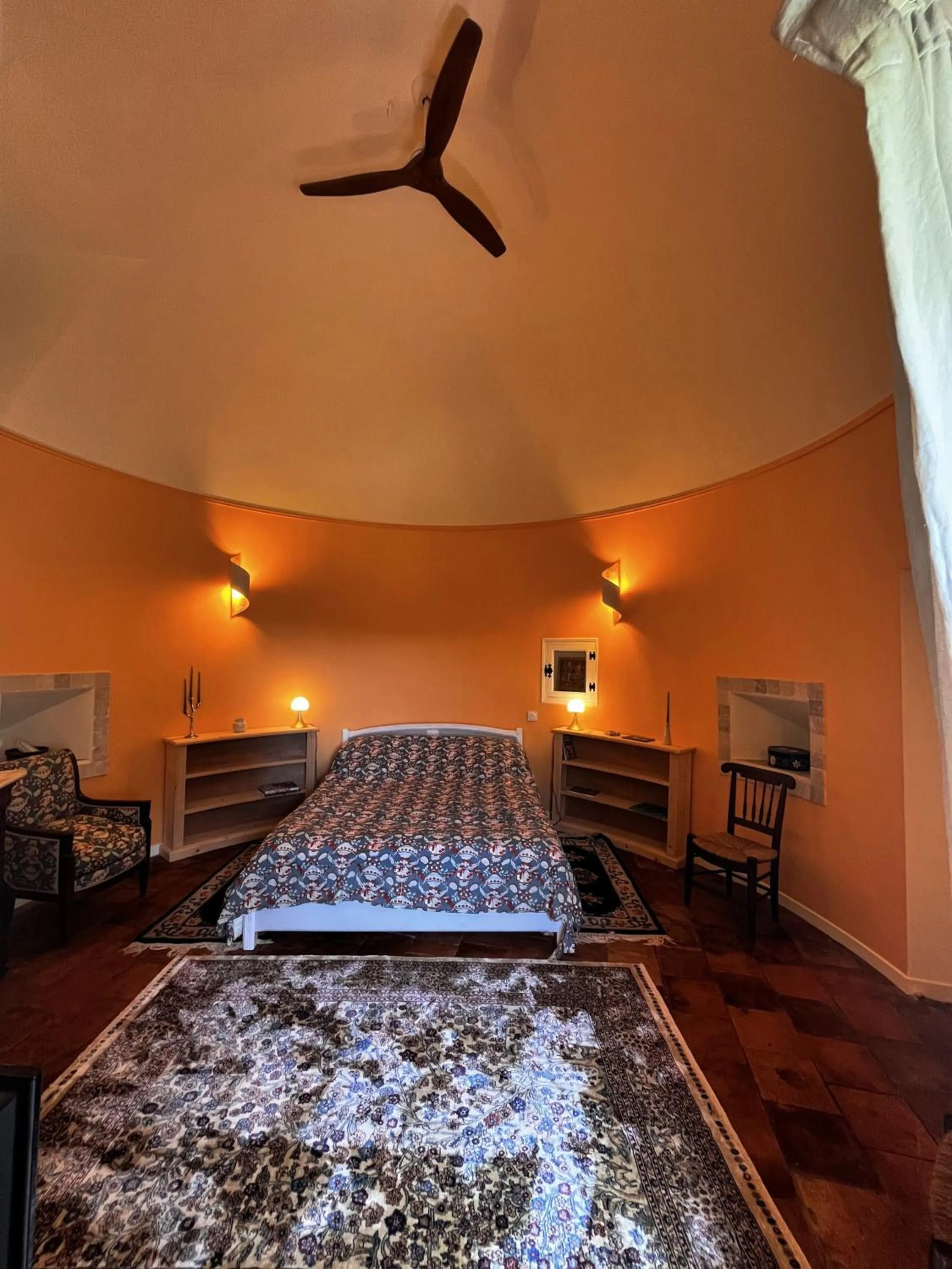 Photo of the whole room in Château de Rousson